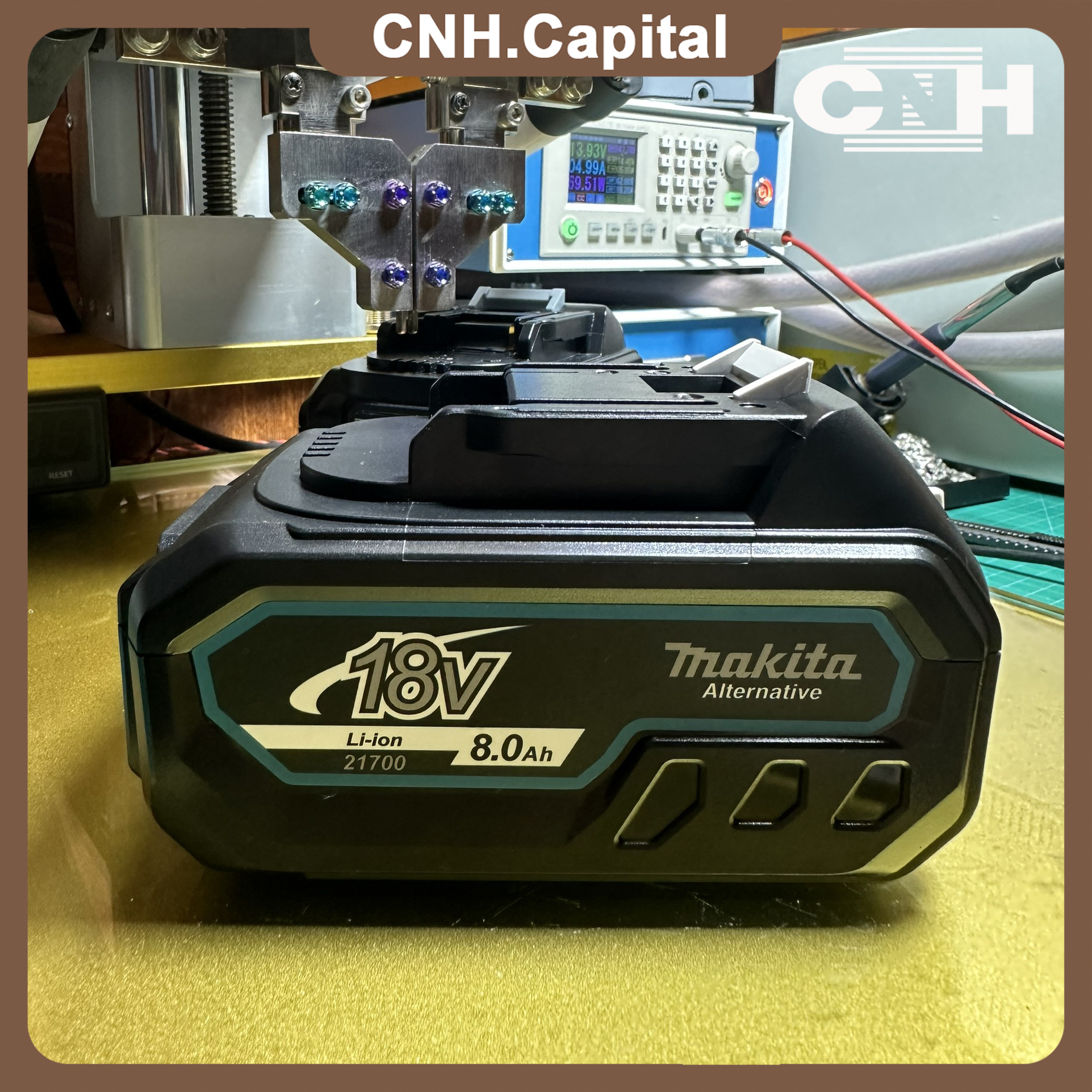 Pin makita 18v - 10 cell 21700 8ah nhận sạc adapter
