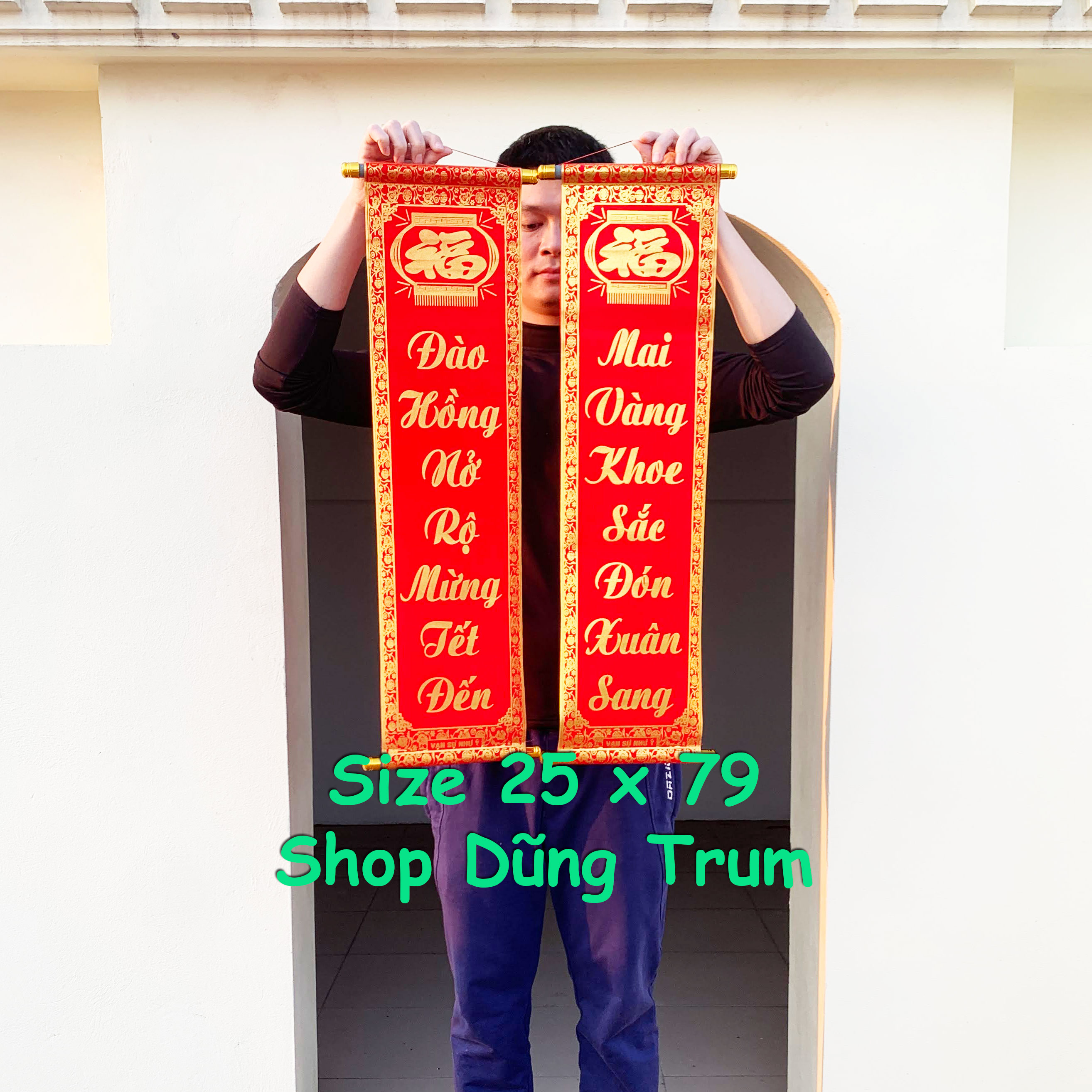 1 đôi câu đối đỏ cặp liễn trang trí Tết làm từ vải nhung kích 1 đôi câu đối đỏ cặp liễn trang trí Tết làm từ vải nhung kích