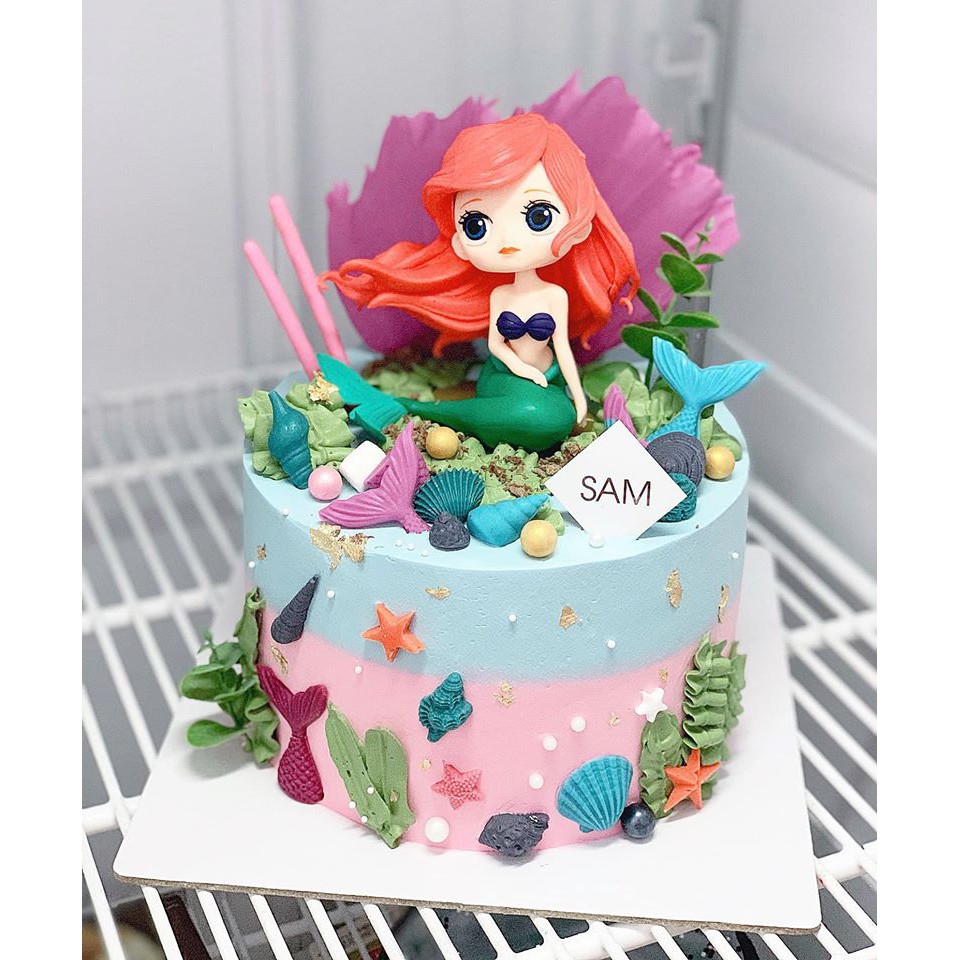Trang trí bánh mô hình công chúa tiên cá Ariel