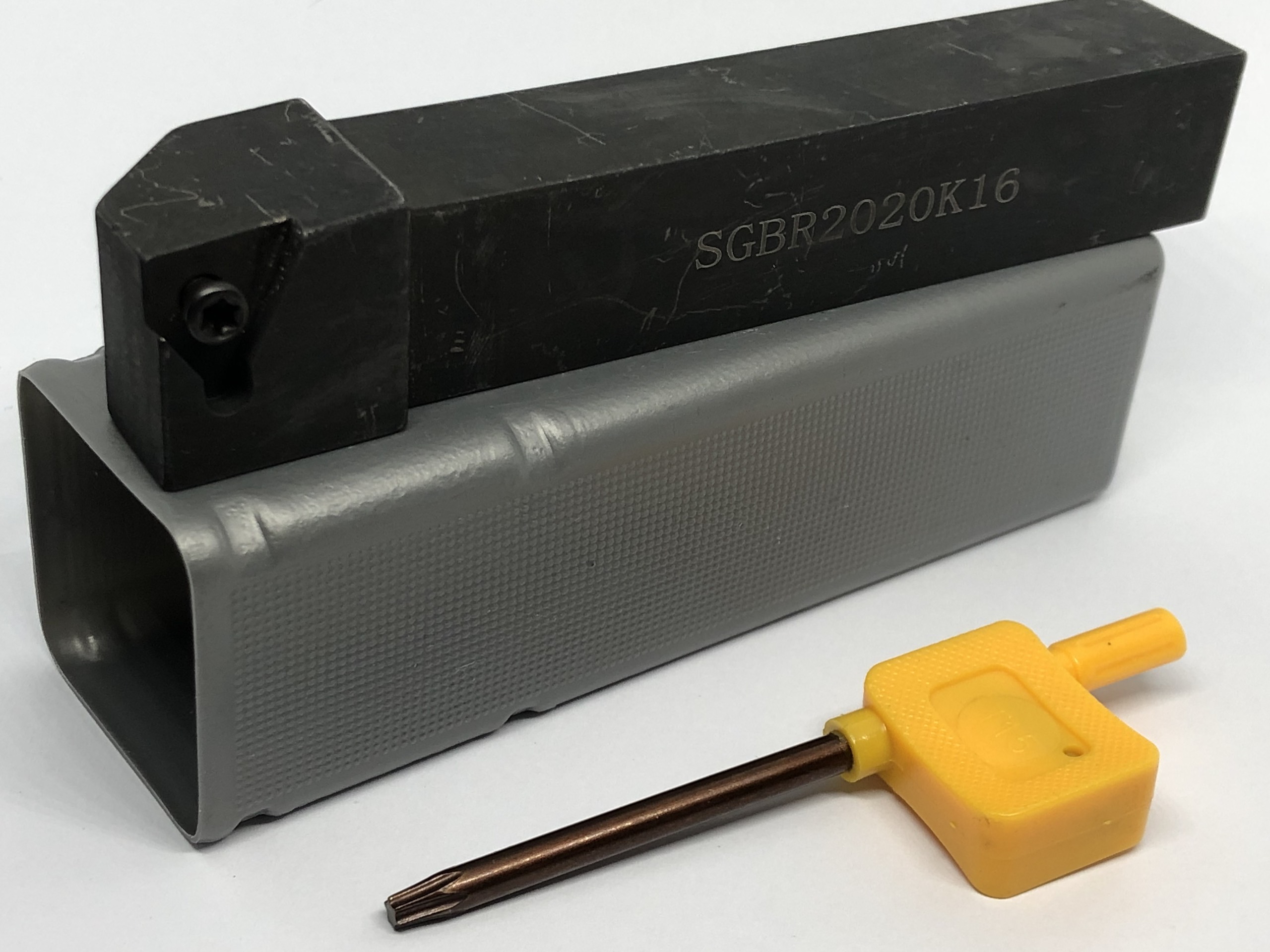 CÁN TIỆN REN ĐỨNG