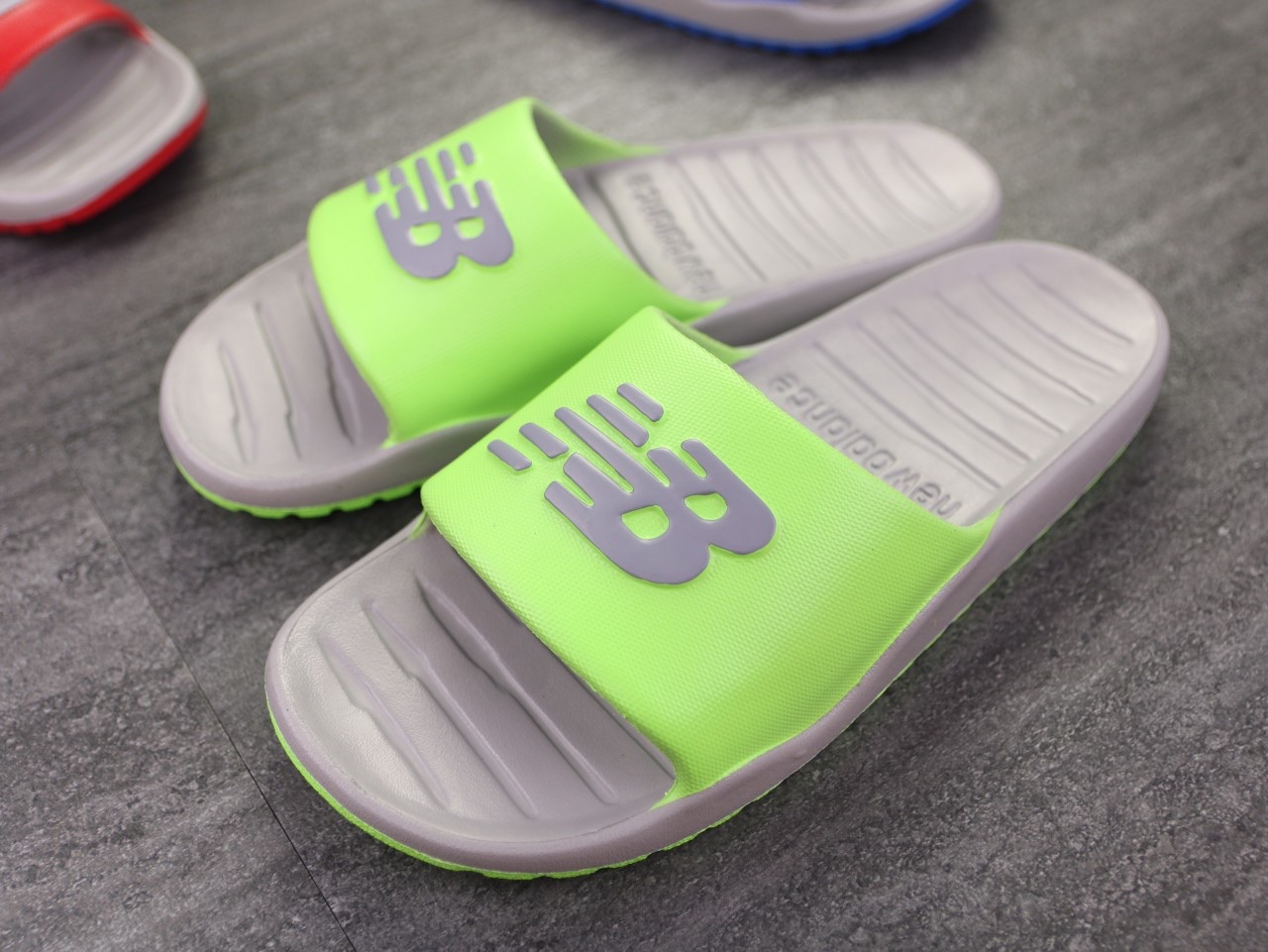 [HCM]Dép quai ngang nam thể thao cao cấp NB D12