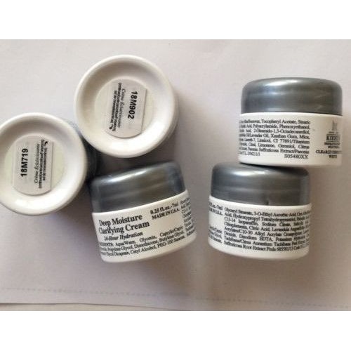 Kem dưỡng ẩm Kiehl’s Clearly Corrective White mini sản phẩm tốt chất lượng cao đảm bảo sản phẩm nhận được cam kết như hình