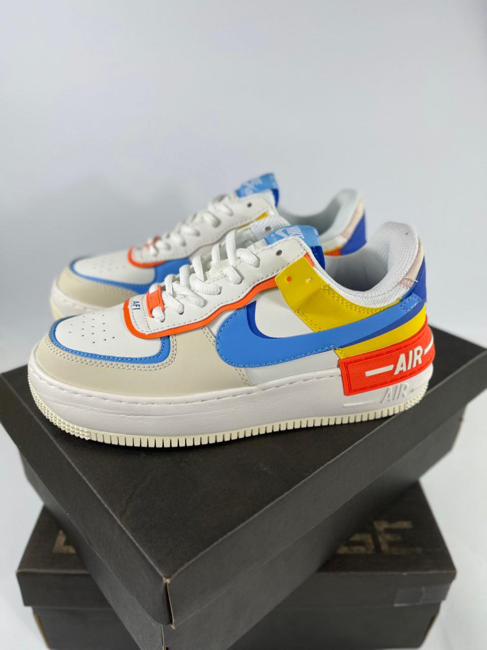 GIÀY THỂ THAO - XU HƯỚNG 2023