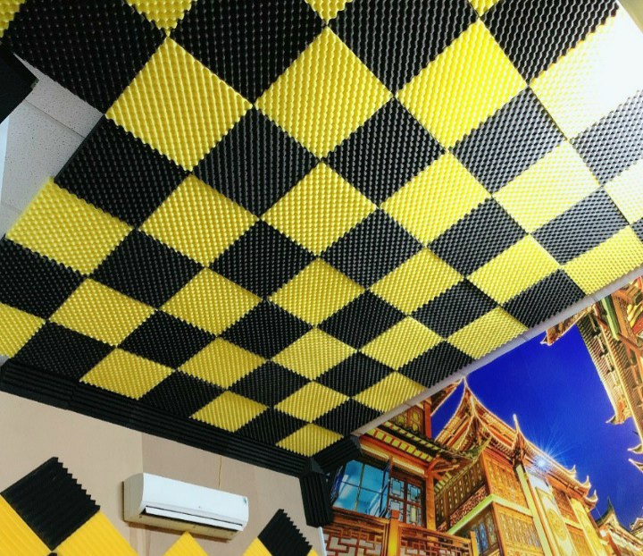 12 TẤM MÚT TIÊU ÂM.CÁCH ÂM HÌNH TRỨNG-KÍCH THƯỚC 1 TẤM  50*50CM DÀY 3CM( TẶNG 5 TẤM ĐIỂM TRANG TRÍ VIỀN 10 X50CM)