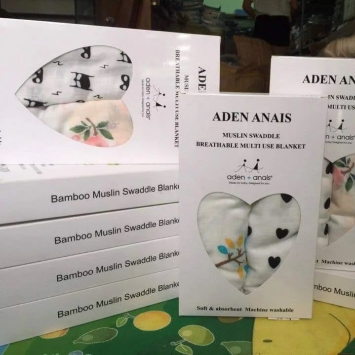 Khăn tắm Aden sợi tre 2 lớp cao cấp cho bé sơ sinh. Hộp trái tim 2 cái