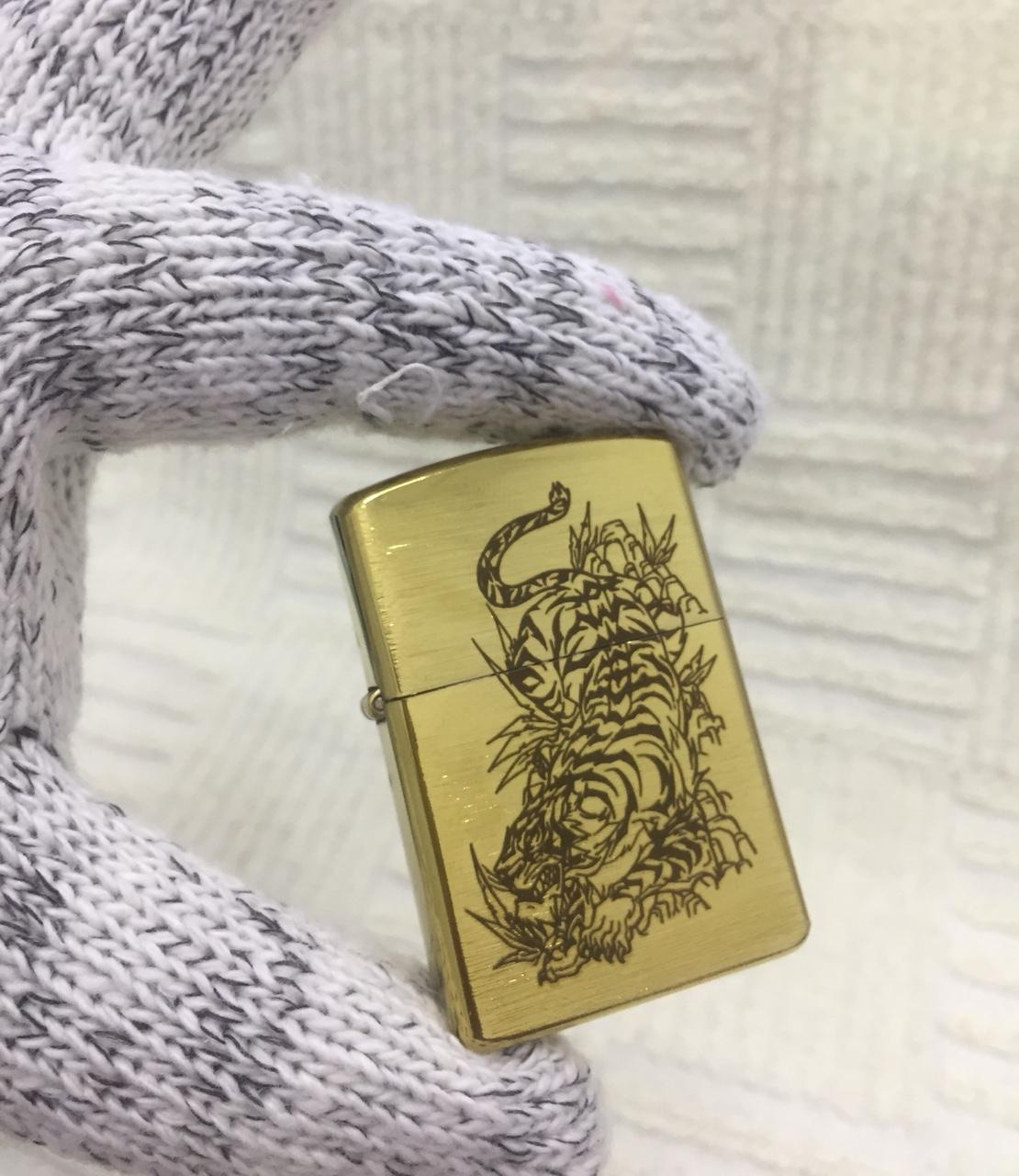 Bật Lửa Zippo Hình Hỗ
