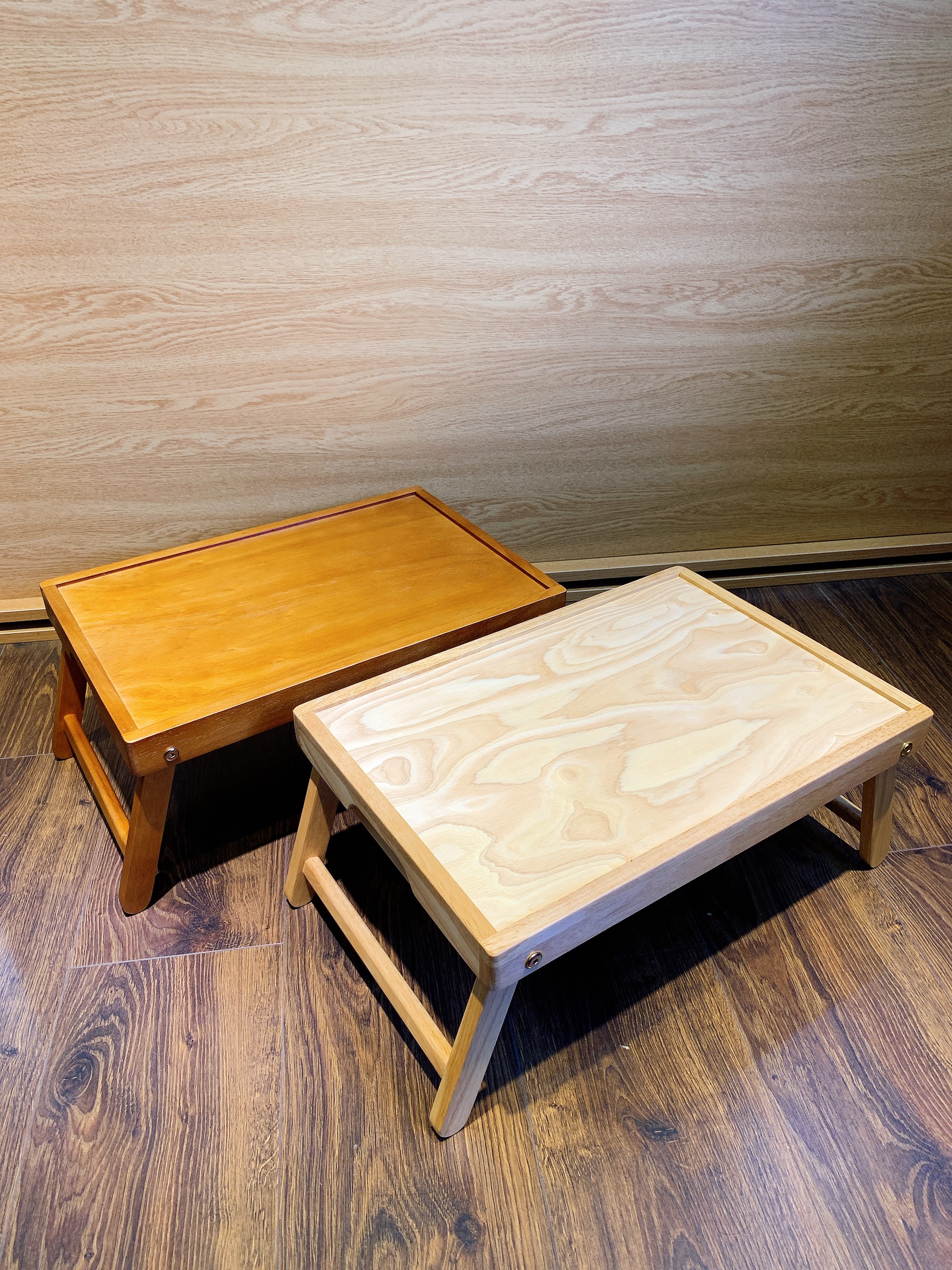Bàn ăn mini gỗ oliving bed tray chân gập đa năng nội thất kiểu hàn