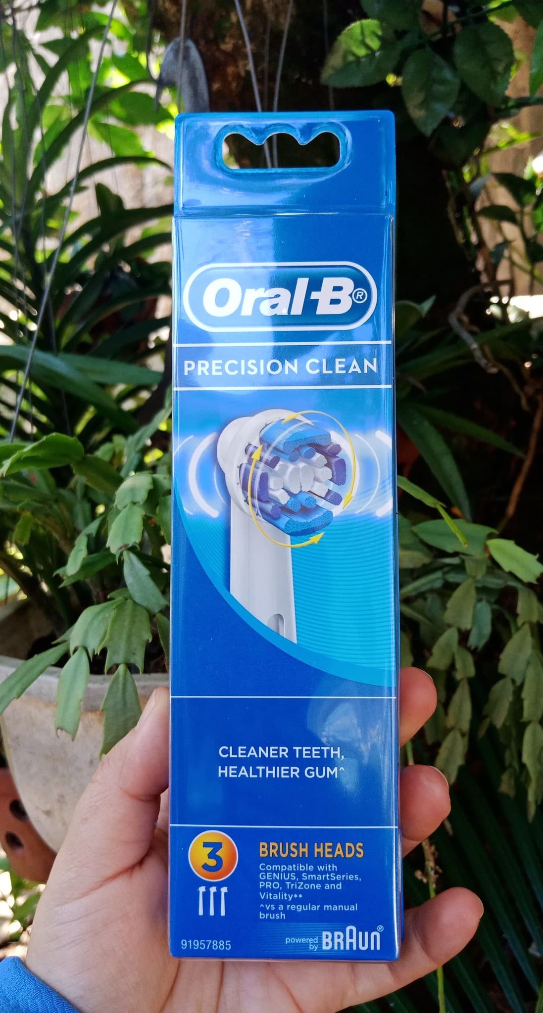 Tách lẻ đầu precision clean bàn chải điện O. ral b