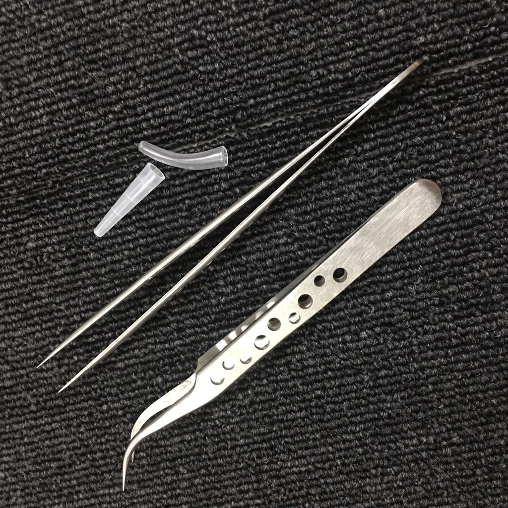 Combo 2 nhíp có lổ