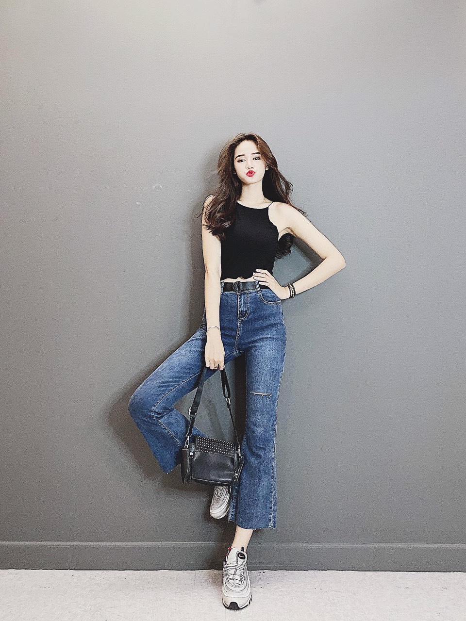 Quần jean rách một bên đùi ống loe nhẹ mẫu mới cbs5000 cubis shop