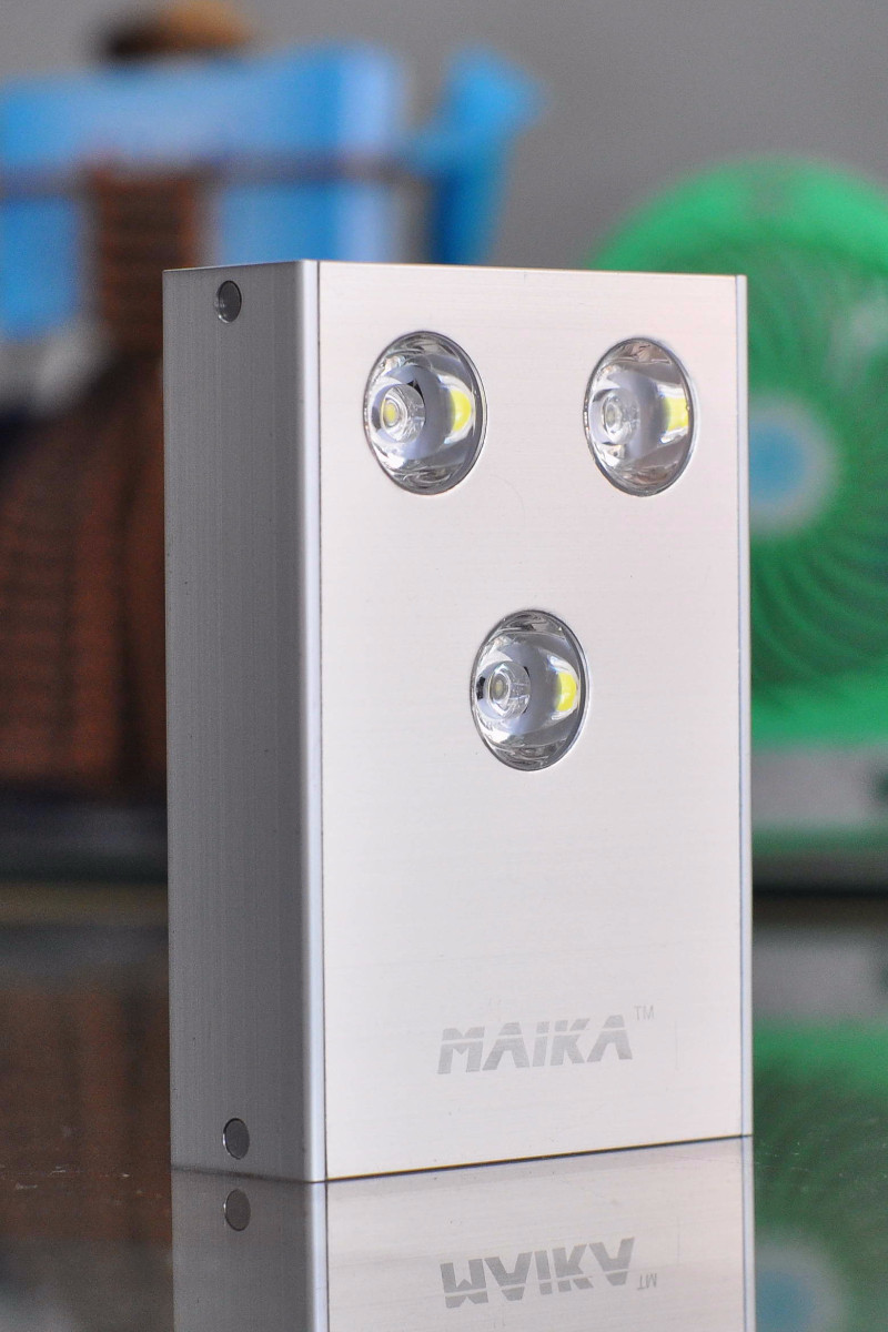 Đèn sạc led siêu sáng maika - mk03