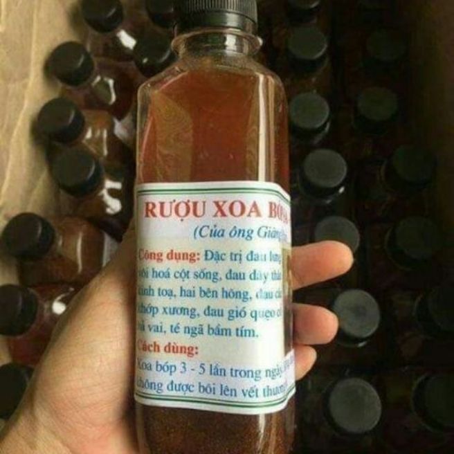 Chai xoa bóp