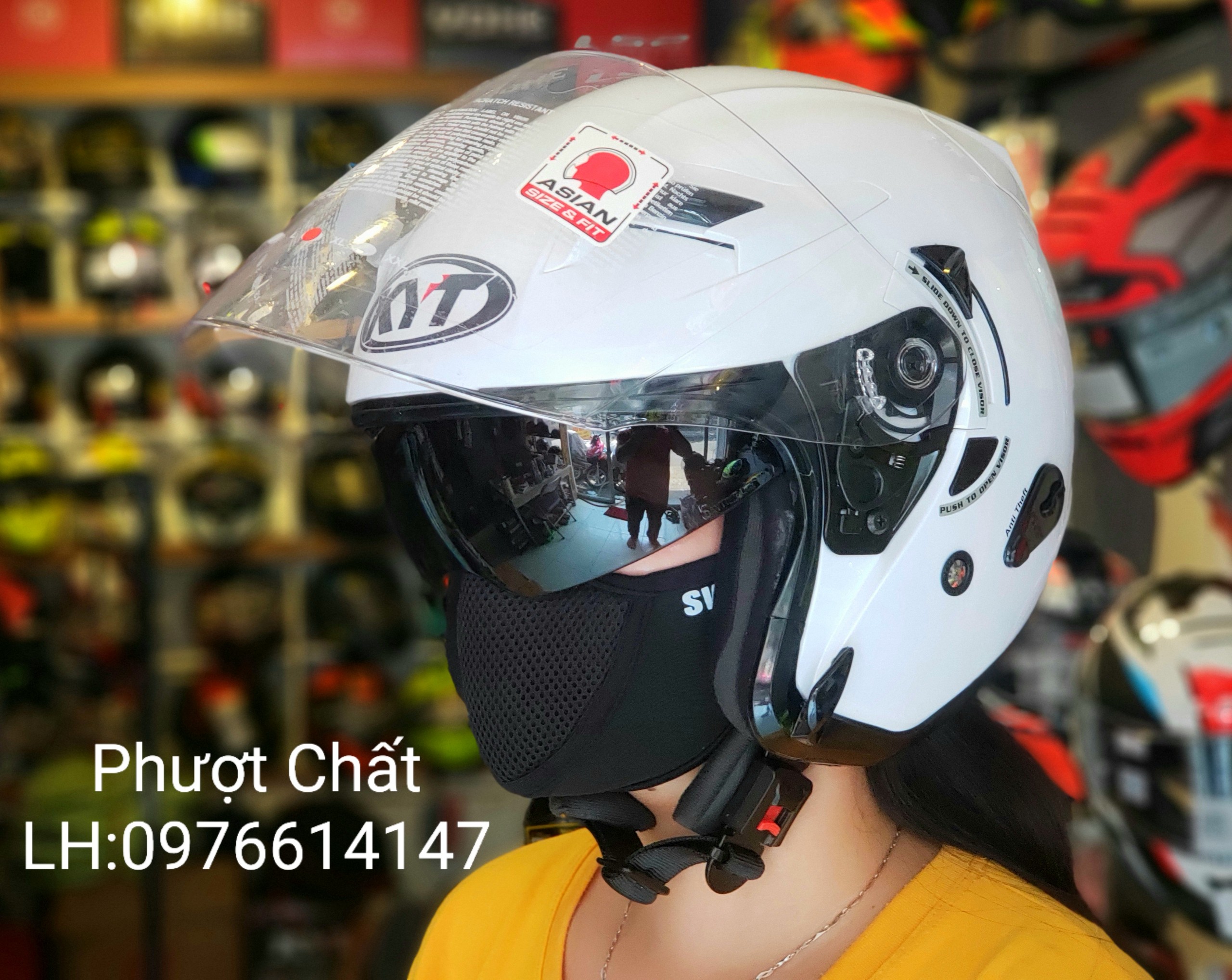 Nón bảo hiểm 3/4 KYT màu trắng 2 kính siêu đẹp