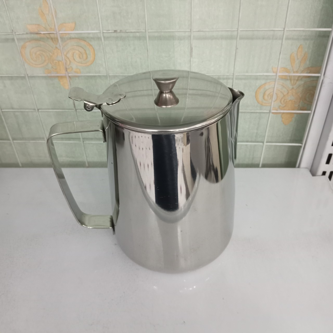 Ca inox 2l có nắp