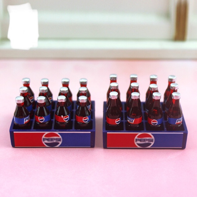 Mô Hình Bộ Khay Và 12 Chai Petssii Phụ Kiện Trang Trí Nhà Búp Bê [1 chai ]