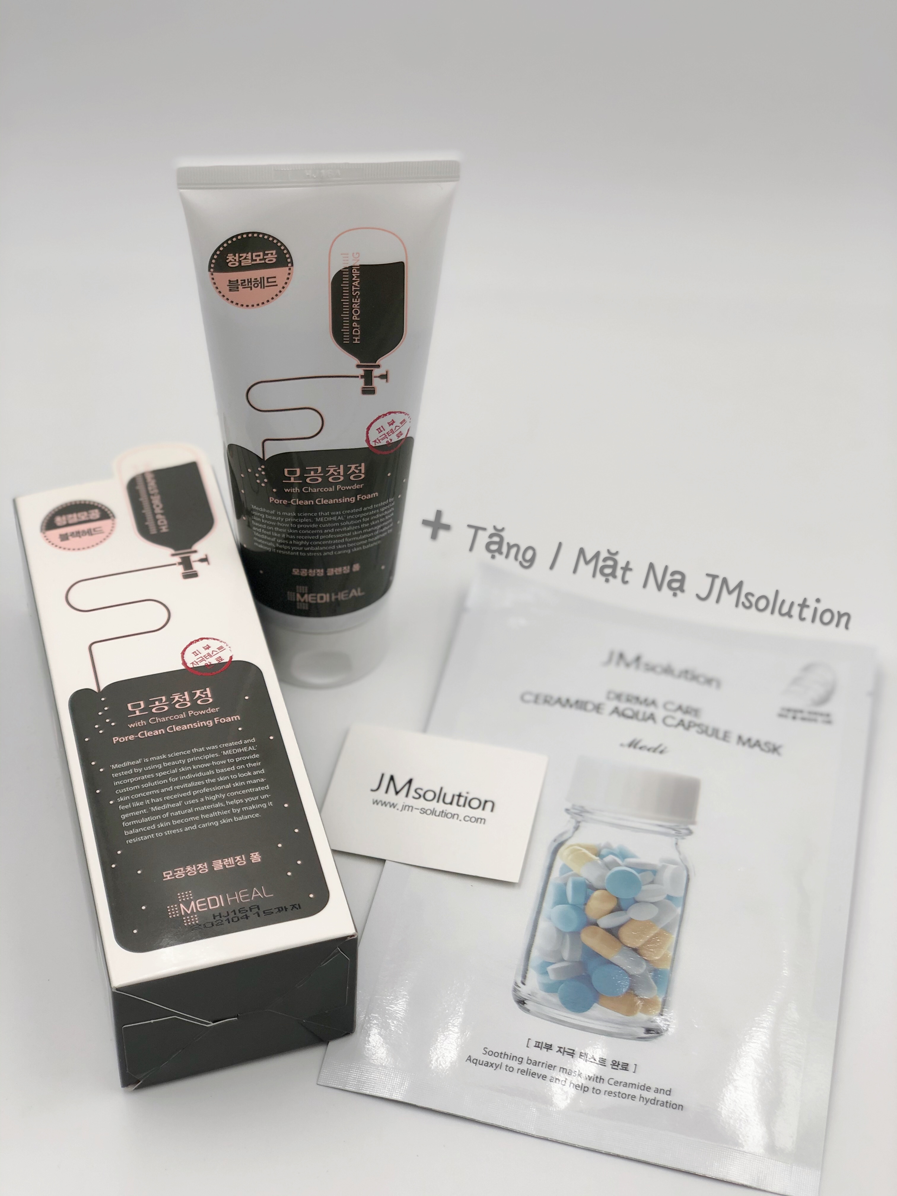 Sữa Rửa Mặt Than Hoạt Tính Làm Sạch Sâu Lỗ Chân Lông Mediheal Pore-Clean Charcoal Cleansing Foam 170ml+Tặng 1 Mặt nạ JMsolution