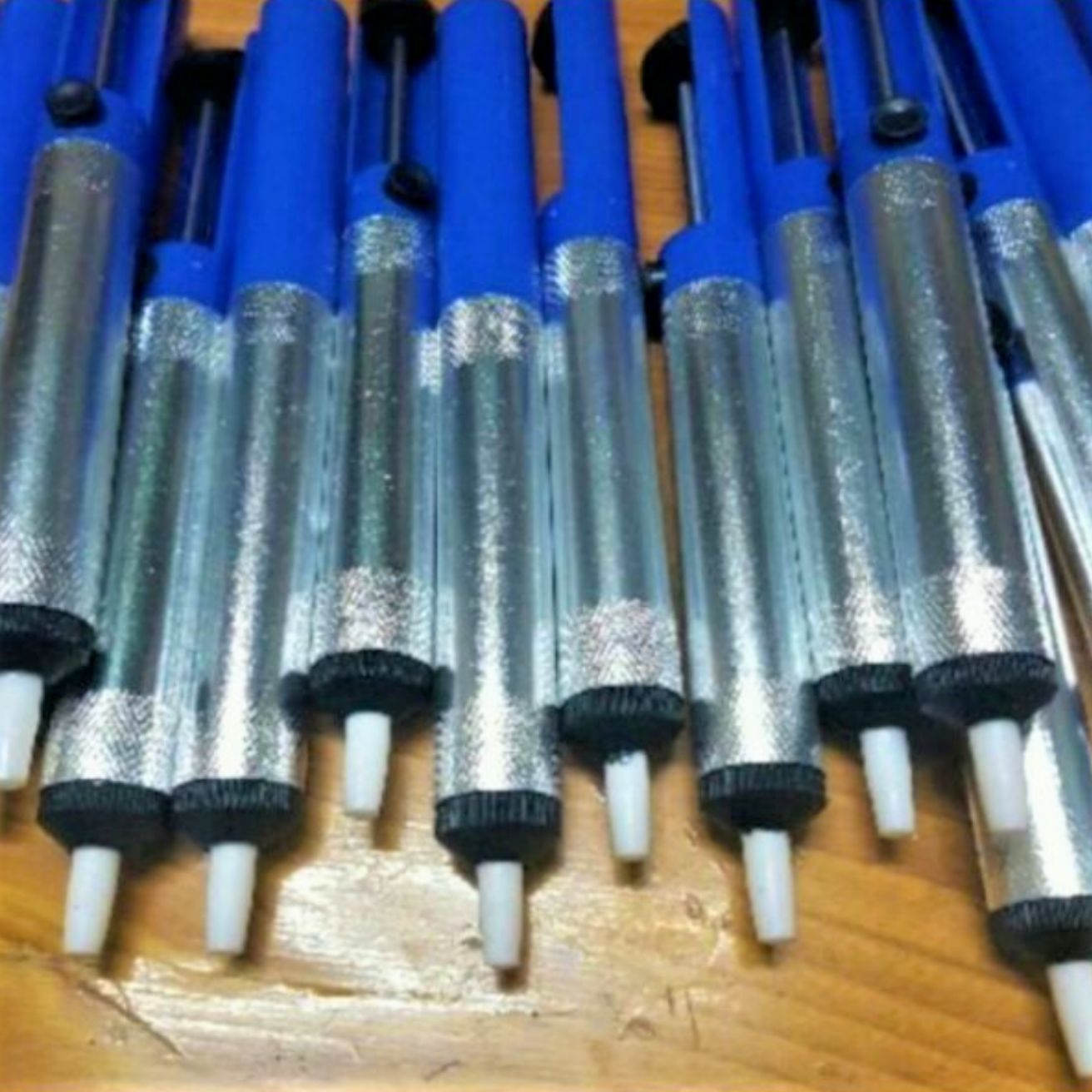 1 CÂY HÚT THIẾC HÀN TỰ ĐỘNG CỰC CHẤT