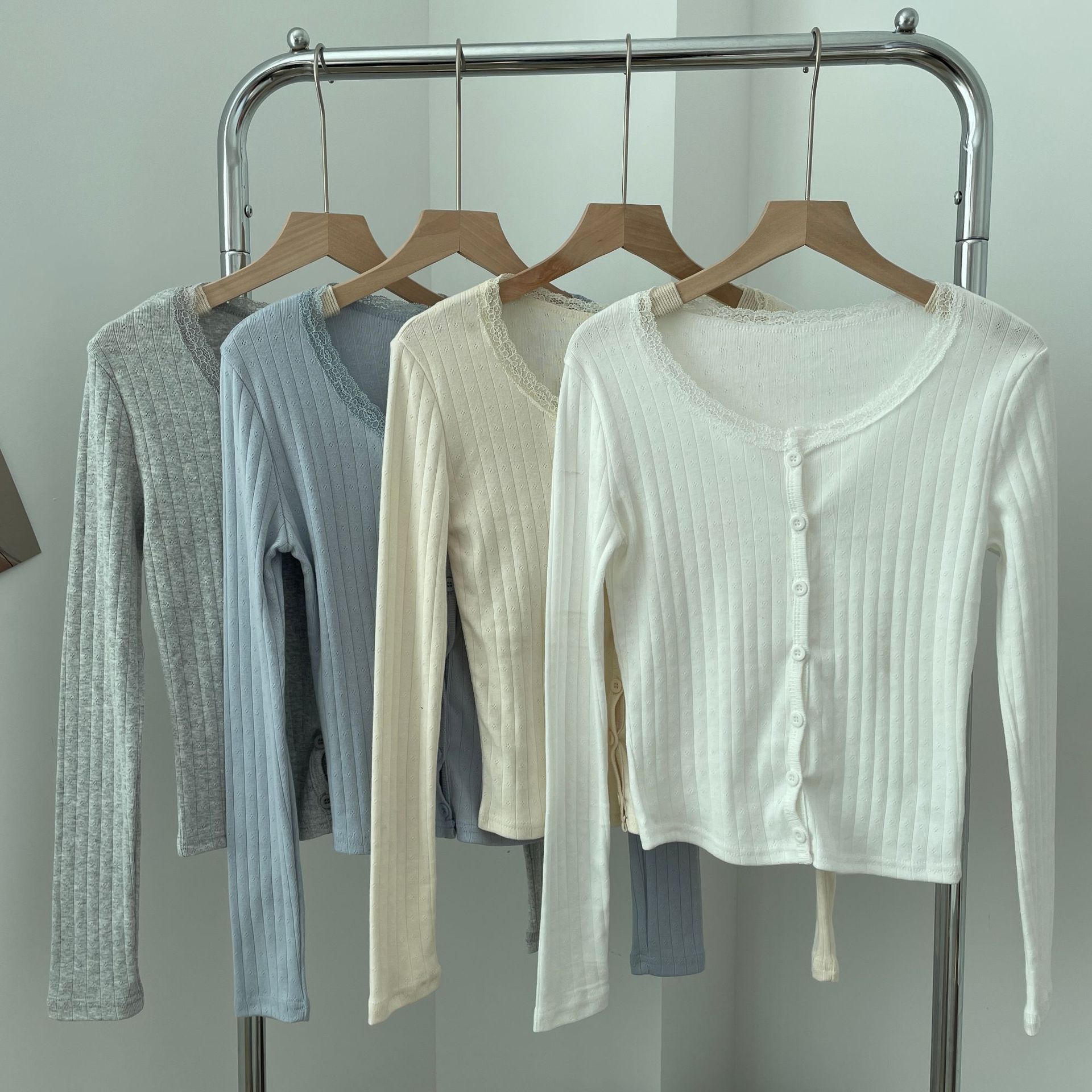 ALBM Áo Cardigan Nút Ren