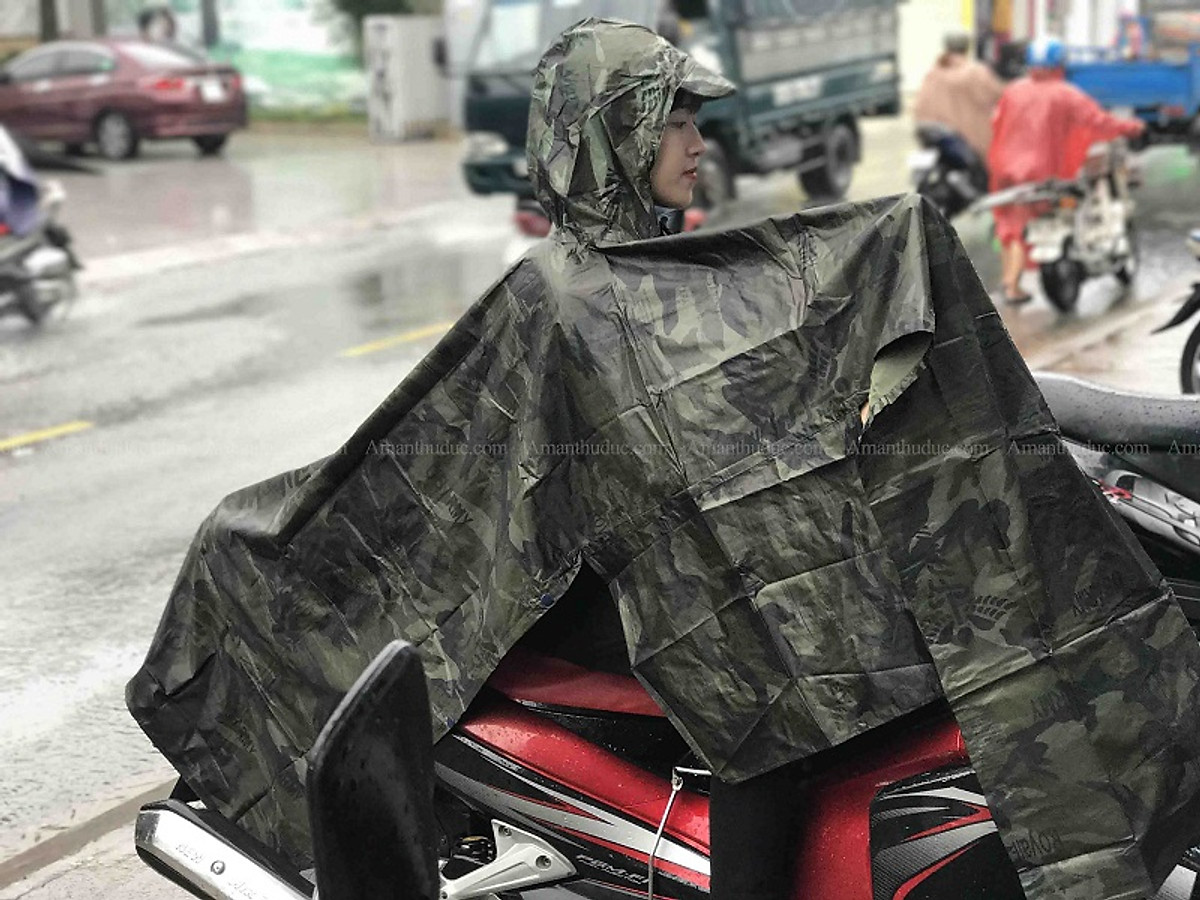 (LOẠI XỊN)Áo mưa bộ kiểu lính - Áo mưa đi xe máy 2 lớp,Áo Mưa Lính Rằn Ri Vải Dù Siêu Bền,thiết kế cánh dơi siêu tiện lợi với vải dù chống thấm chống rách tuyệt đối.
