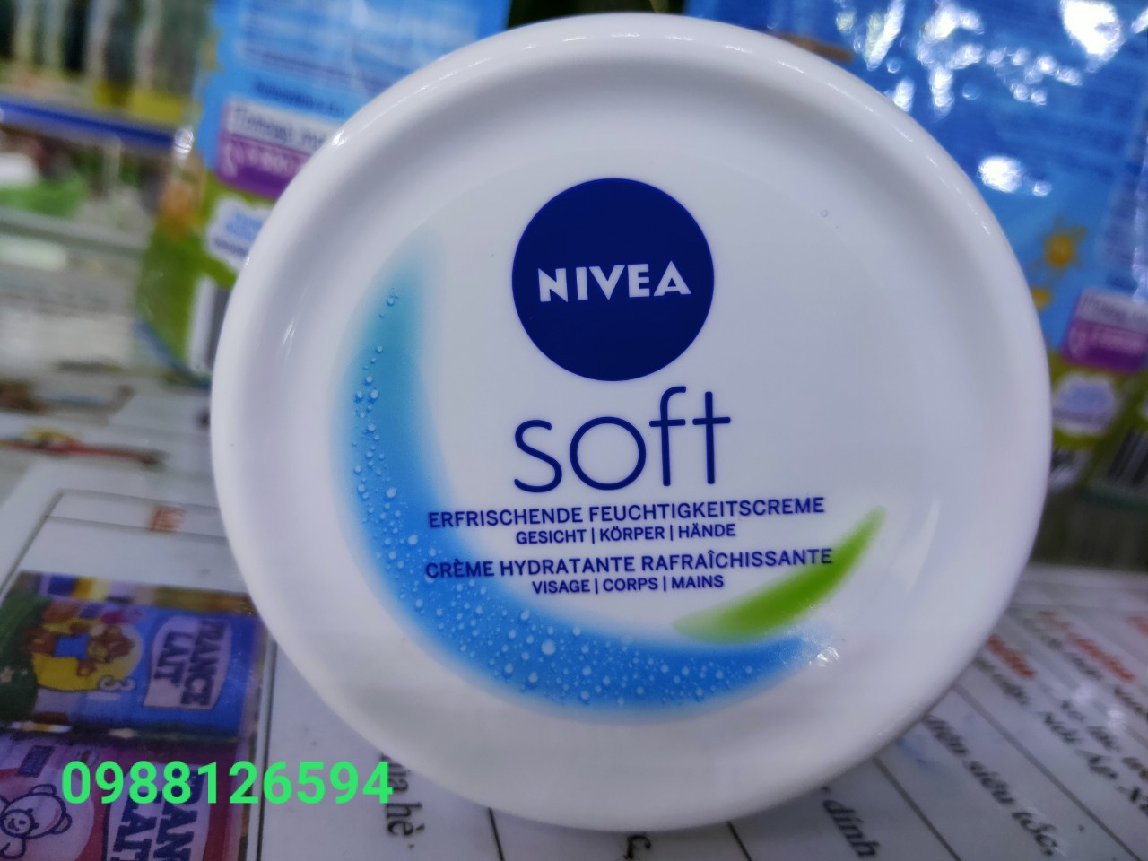 Kem Dưỡng Ẩm Nivea Soft 200ml Hàng Đức