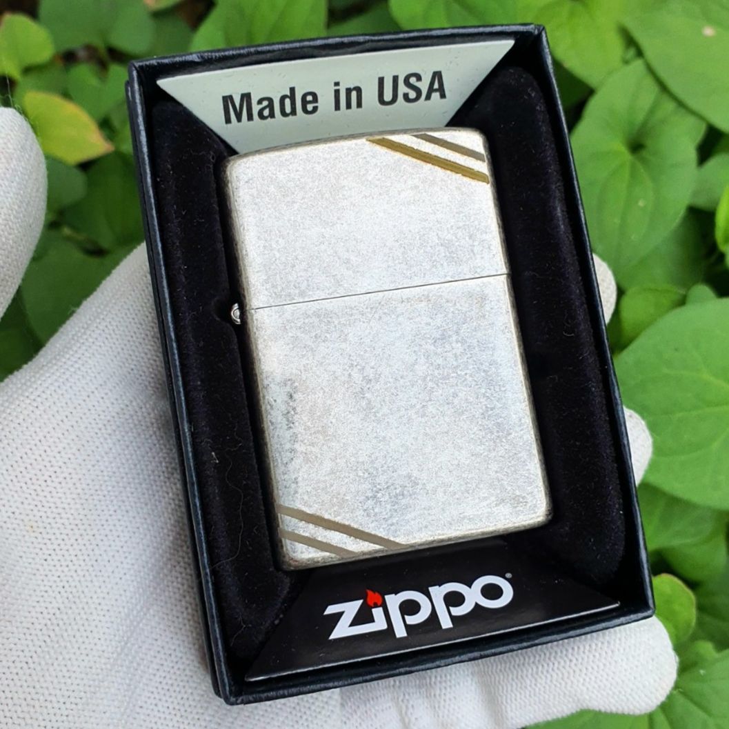 Bật Lửa Zippo Bạc Cổ Nguyên Khối Chặt Góc Xéo Đời La Mã ( Tặng Kèm Phụ Kiện ) - Hộp Quẹt Thích Hợp L