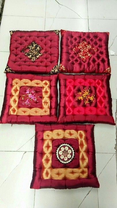 Đệm Gối Tựa Lưng / Lót Ngồi / Đệm Ghế Sofa / Gối Thiền : Vải Nhung Cao Cấp - (Có 2 Kích Thước: V40cm và V50cm)