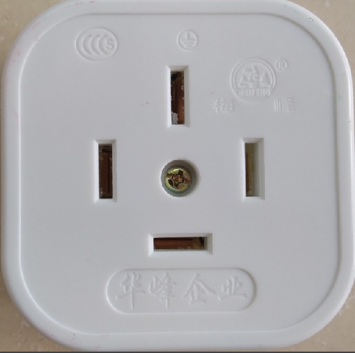 Ổ CẮM 3 PHA 4 LỔ DẸT ZM14-25 25A 440V