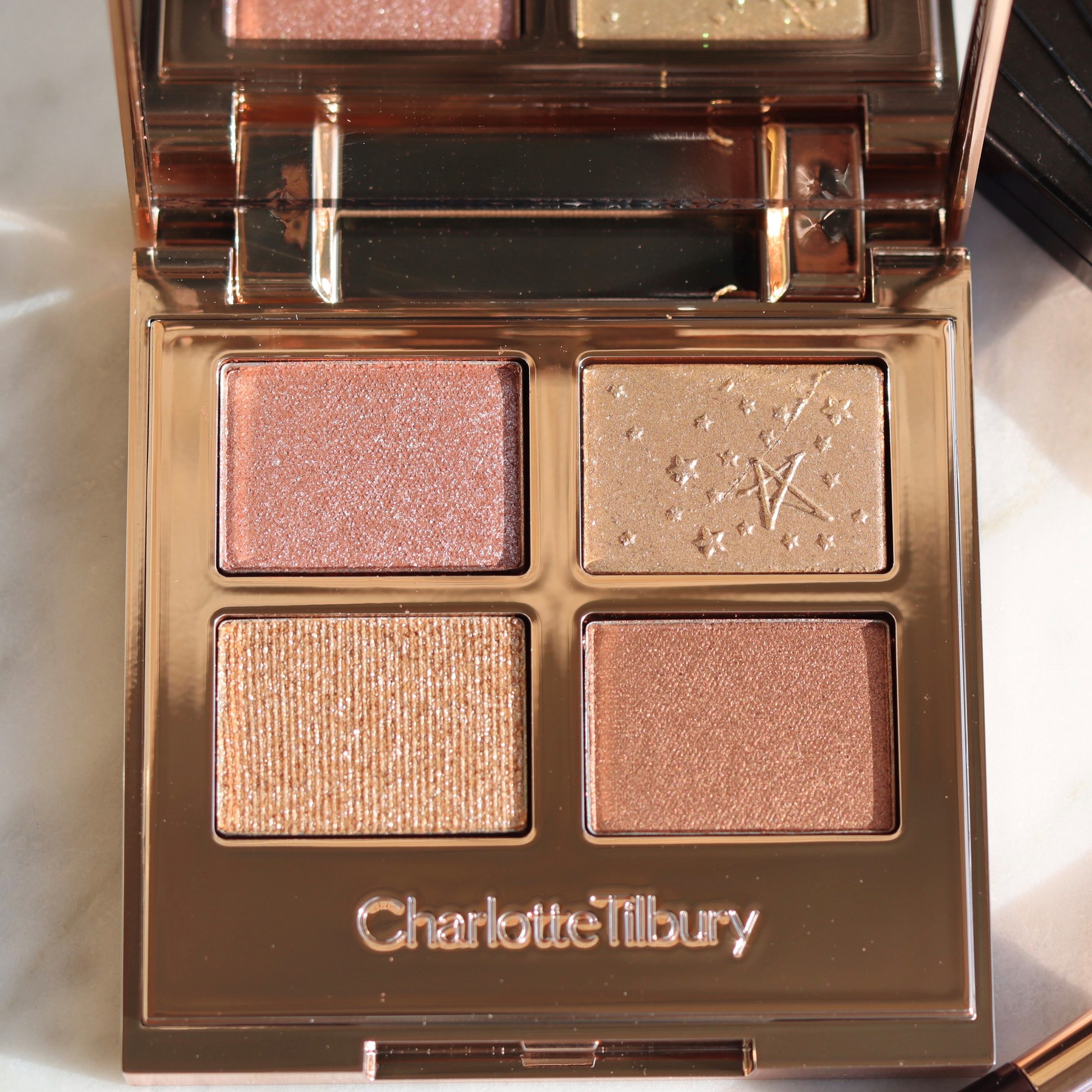 [HCM]Bảng phấn mắt 4 ô Charlotte Tilbury Luxury Palette of Pearls Celestial Pearl