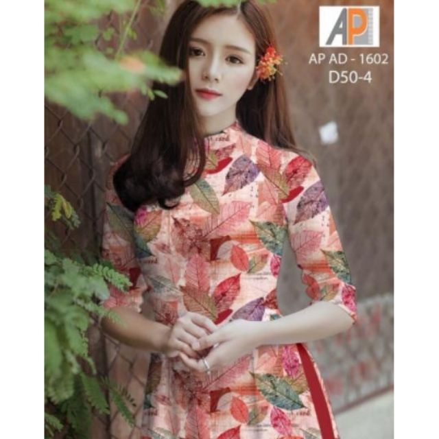 Bộ áo dài truyền thống họa tiết lá thu đỏ