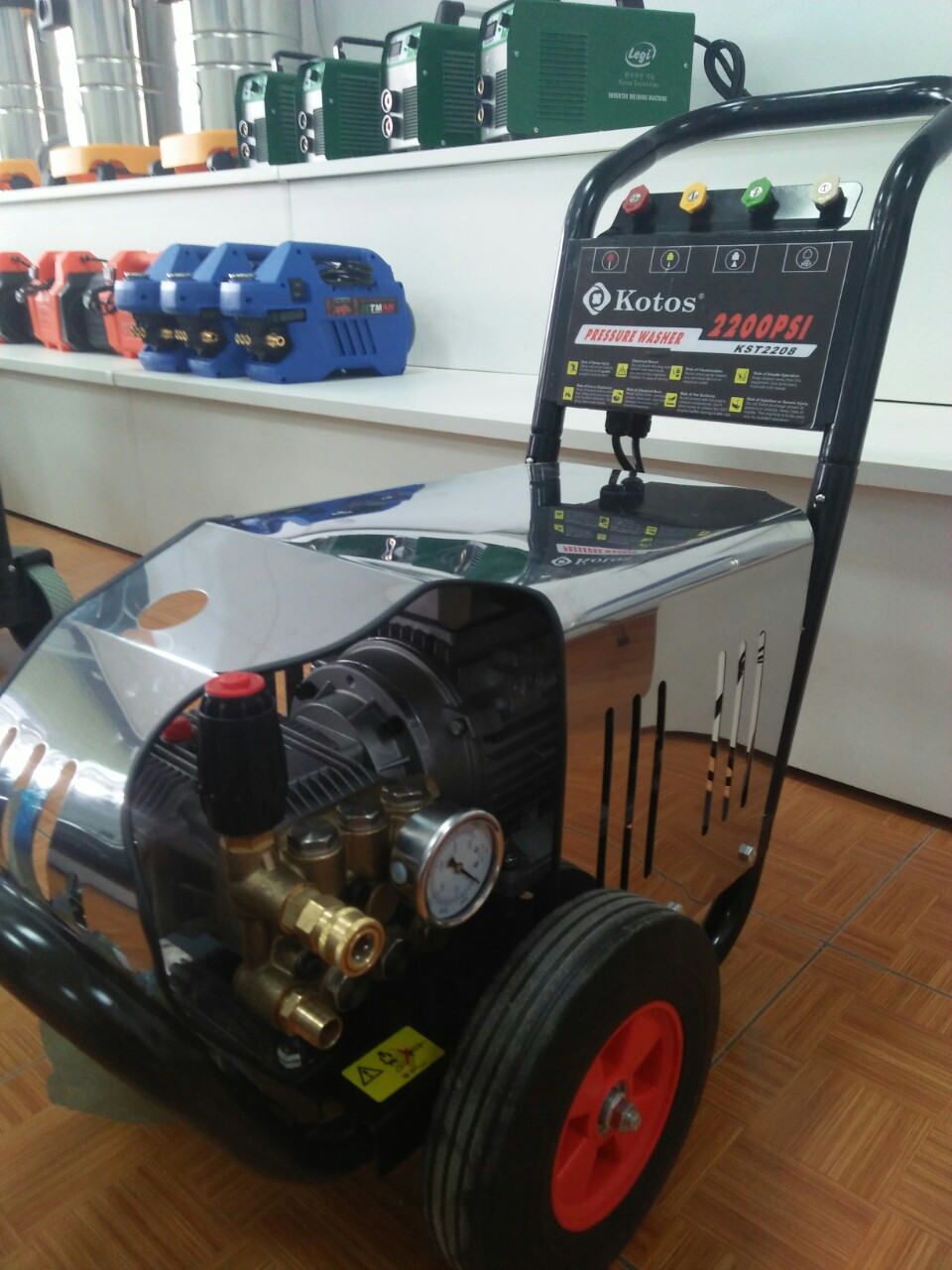 Máy rửa xe cao áp lutian 3kw-1750psi giá rẻ