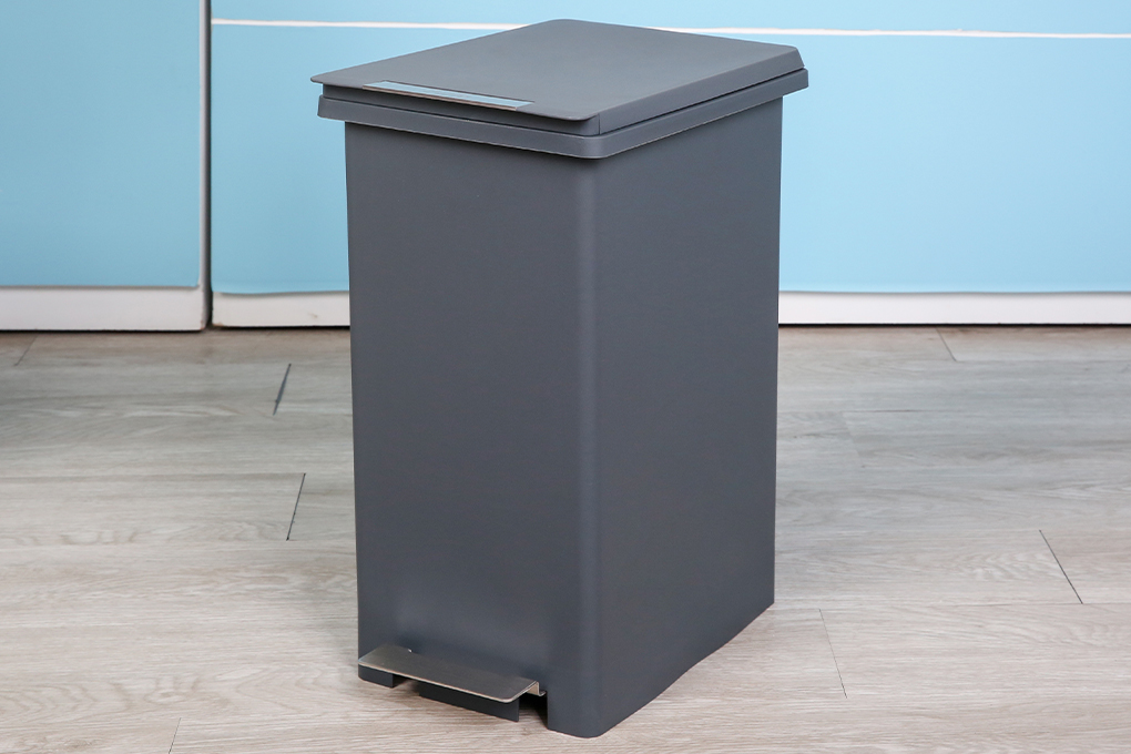 [HCM]Thùng rác nhựa Fitis đạp chân 20 Lít PPL1-904 - Xám Xám, Xám Xanh, Xám Cam