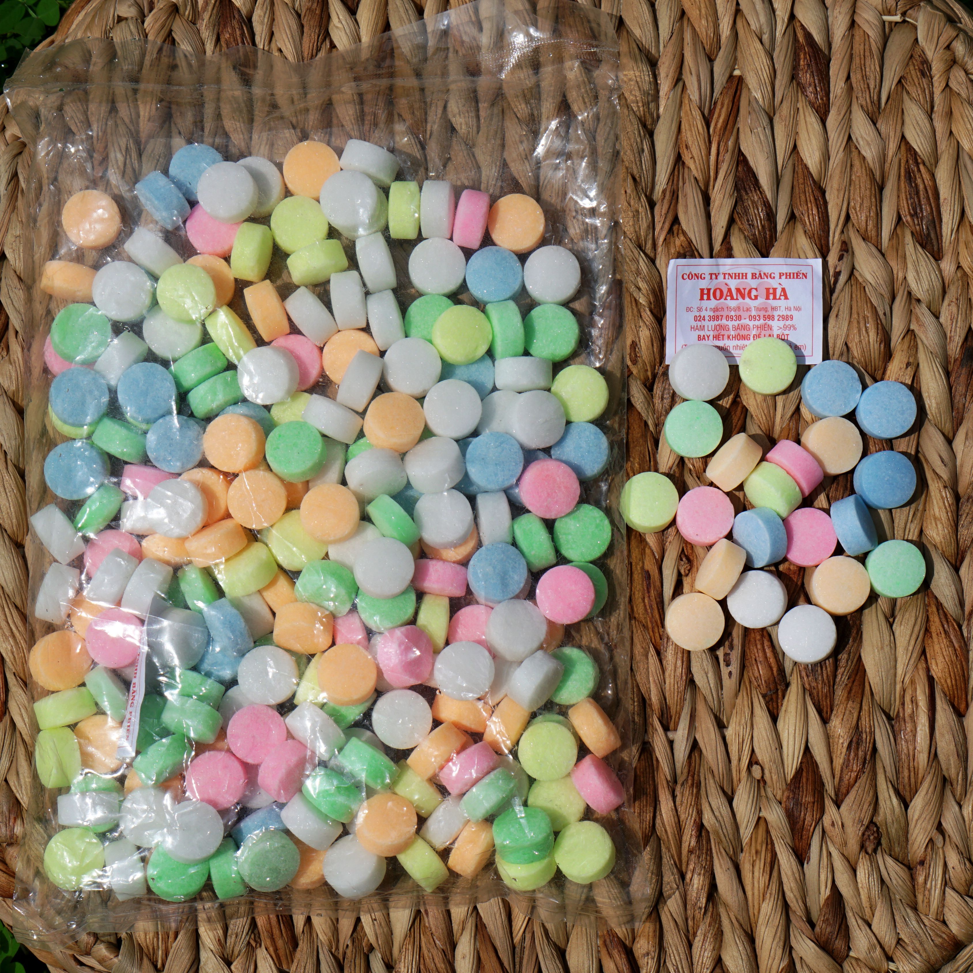 [0.5KG] Băng Phiến Hoàng Hà Xua Đuổi Ruồi Vàng - Túi 210 VIÊN, mùi hôi nồng, nhiều màu