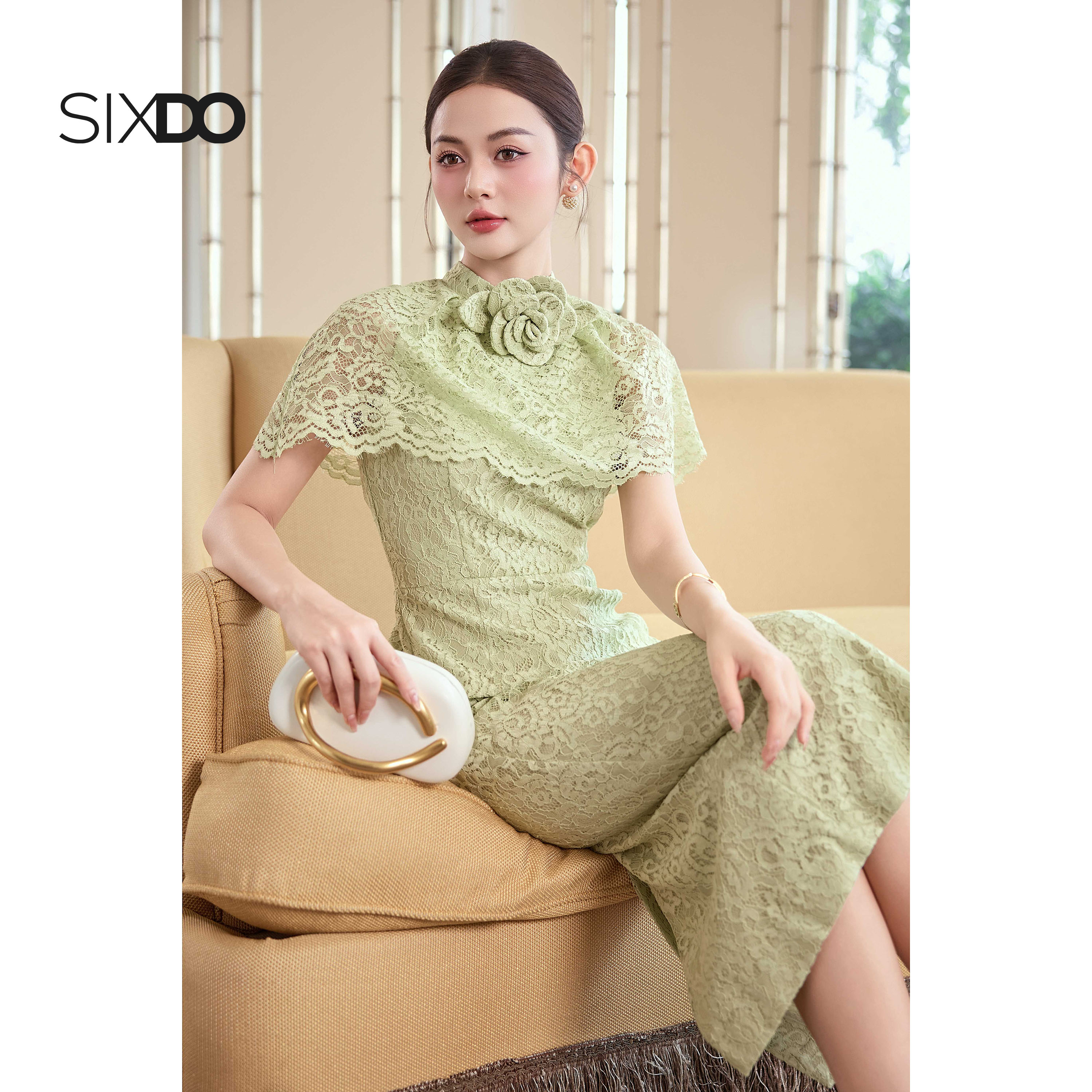  Đầm ren bút chì vai chùm phối hoa SIXDO  Green nuggets Lace Pencil Dress With Flower  
