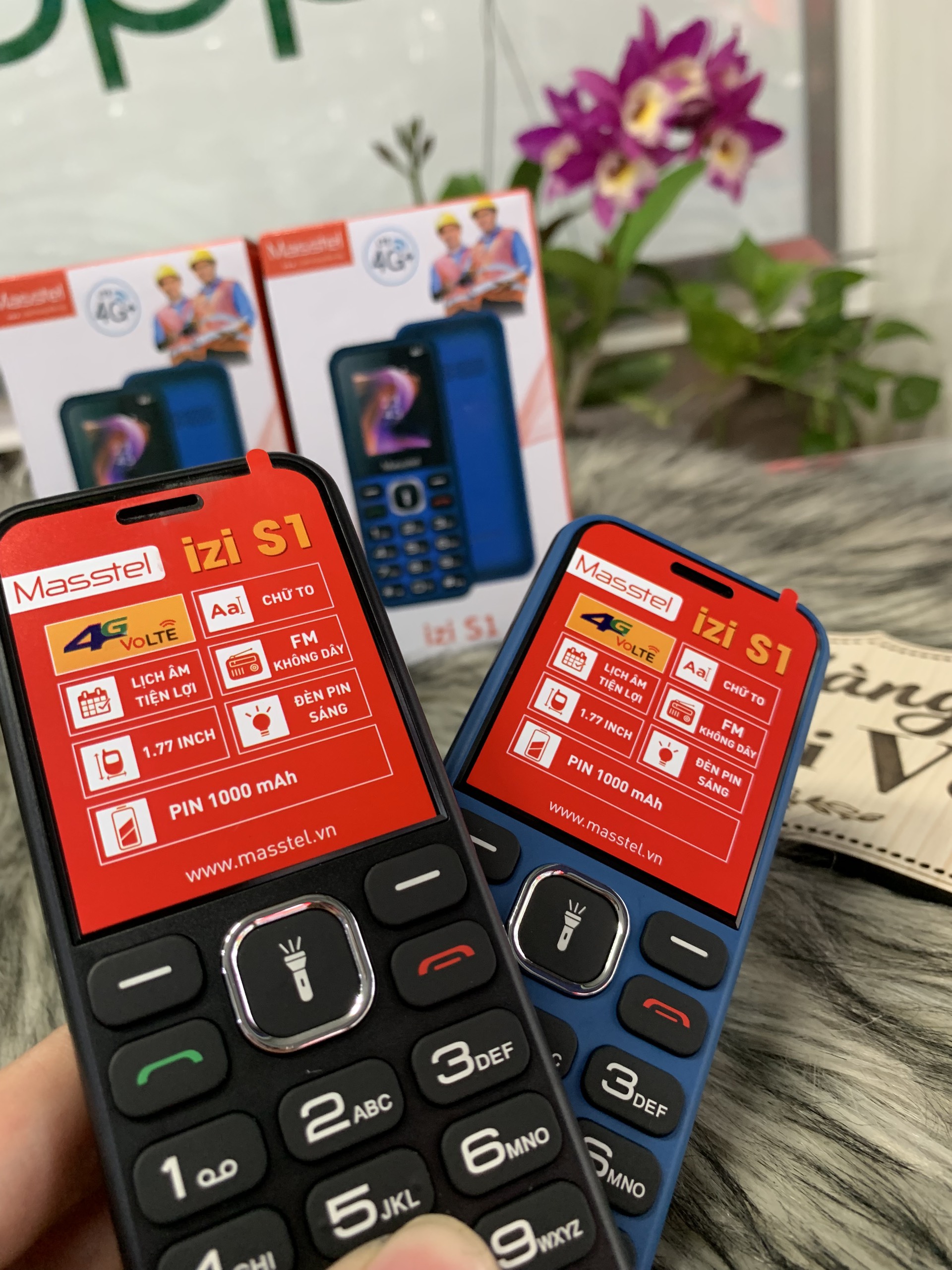 Điện thoại masstel izi s1 4g-hàng chính hãng