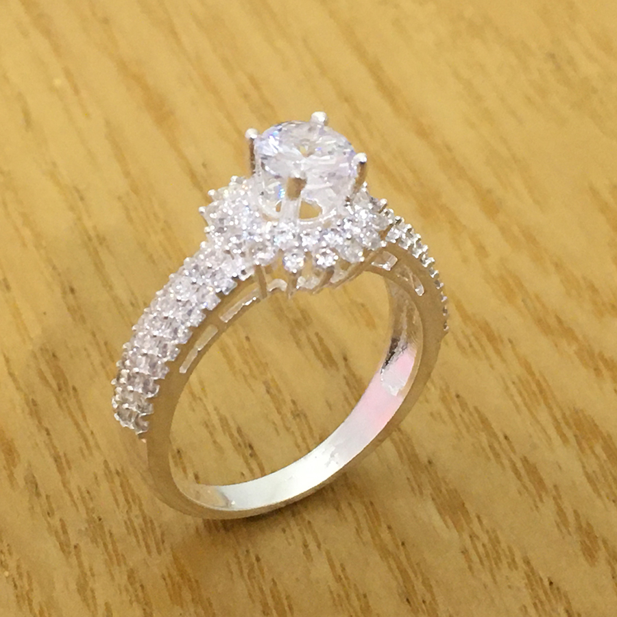 Nhẫn nữ bạc ổ kết đá tấm gắn đá kim cương nhân tạo 100% chất liệu bạc 925 không xi mạ cao cấp, có thể chỉnh size tay theo yêu cầu - LMNU44