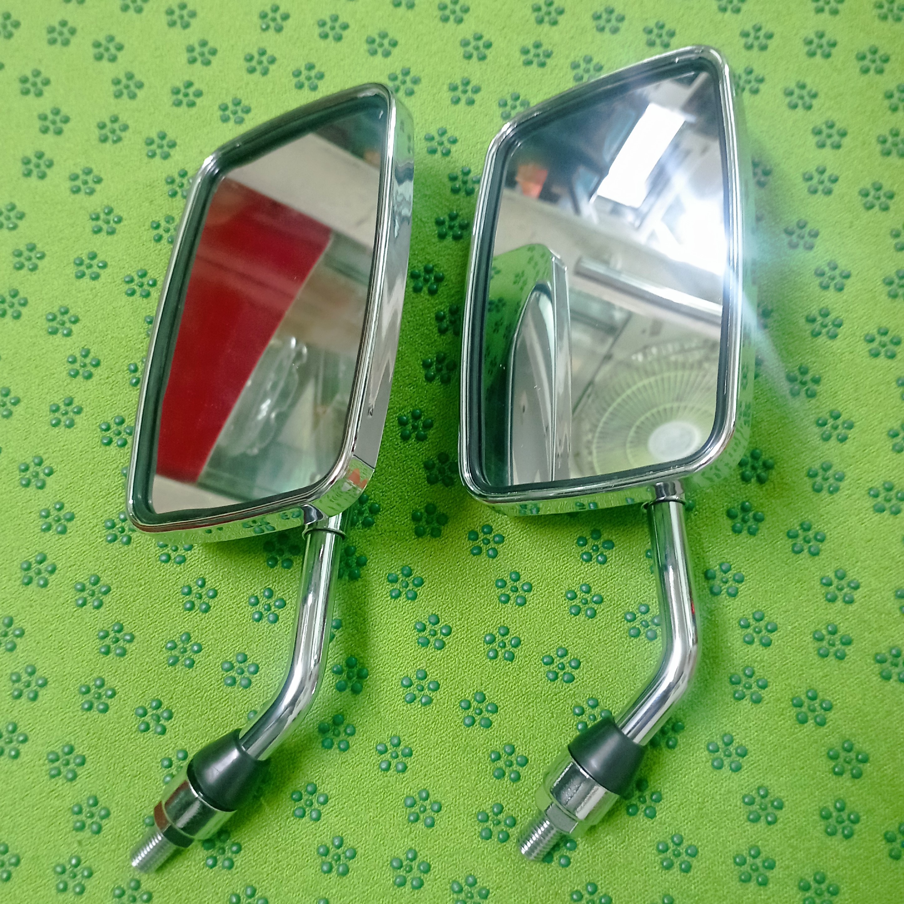 Cặp kính chiếu hậu moto gắn cho các loại xe honda
