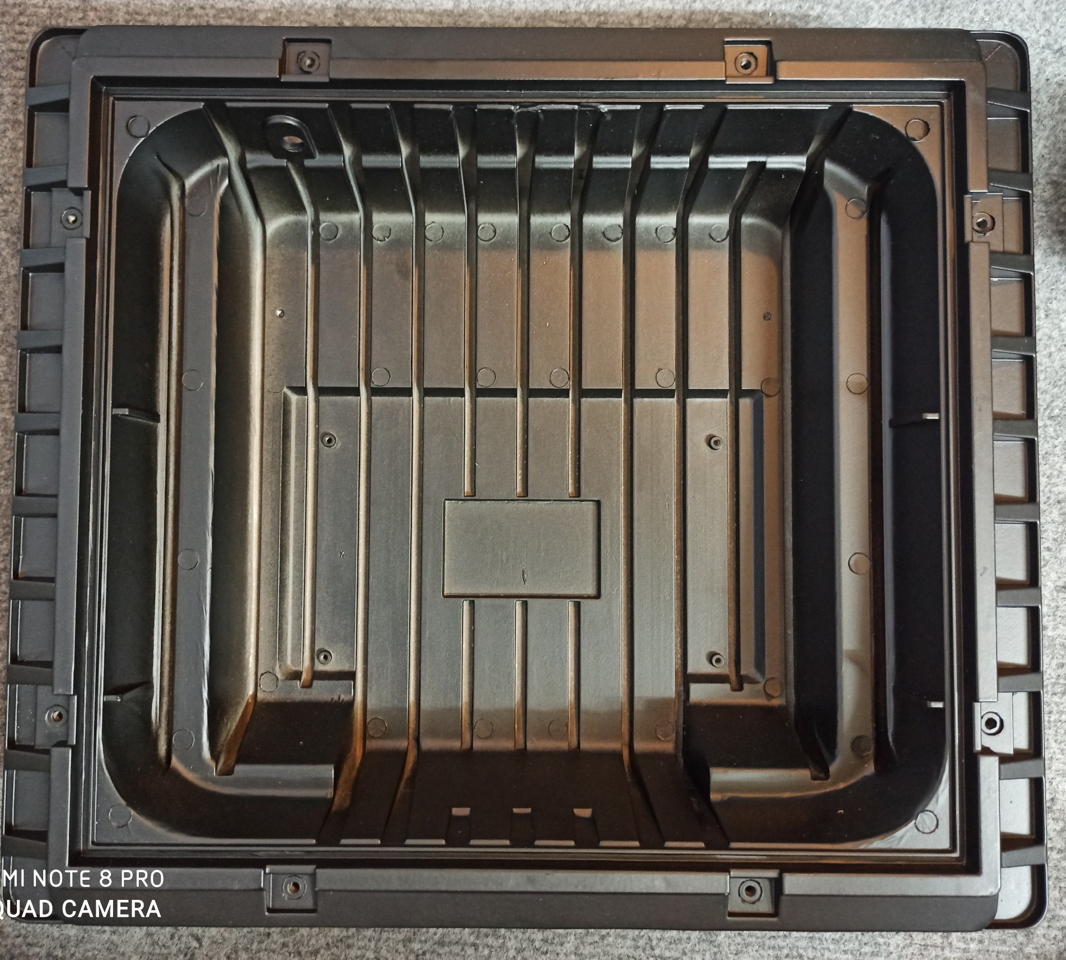 Bộ vỏ đèn năng lượng mặt trời JD ( VỎ + Kính + Chóa + Zoăng + Nẹp kính