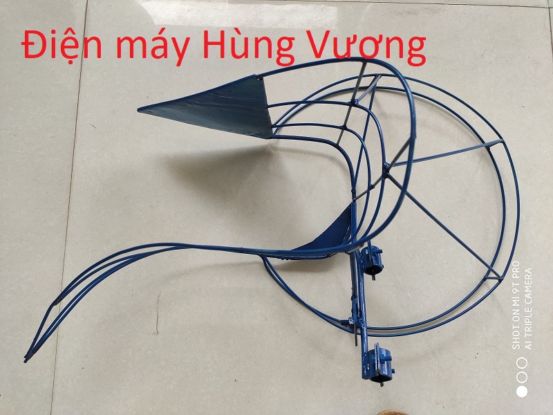 Lồng gặt lúa cho máy cắt cỏ cầm tay, thép cứng, cắt lúa chuyên dụng,  màu xanh, vơ dài. chắc chắn.