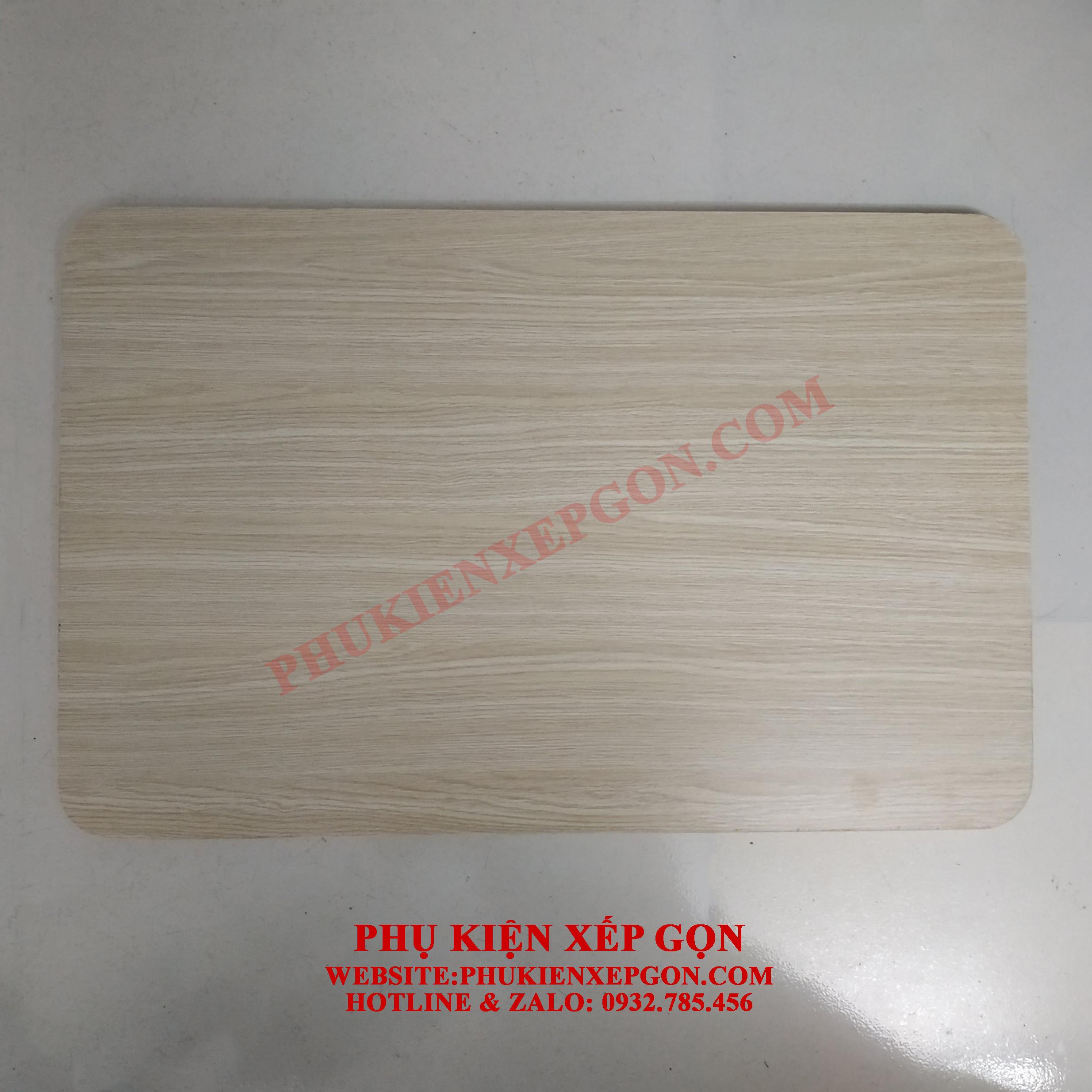 Mặt bàn vân gỗ sang trọng bo góc