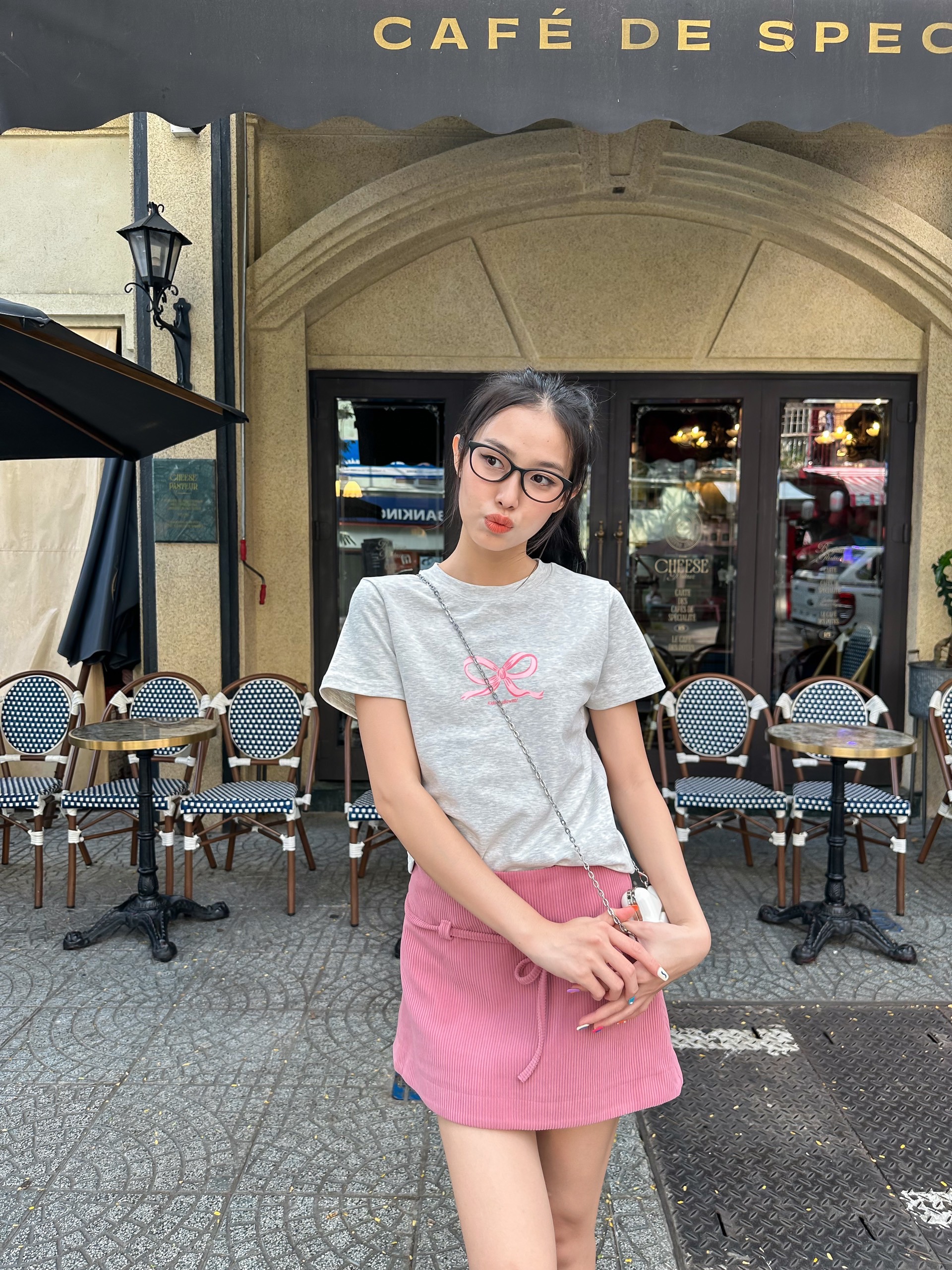 Kido áo thun tay ngắn cổ tròn knot tee