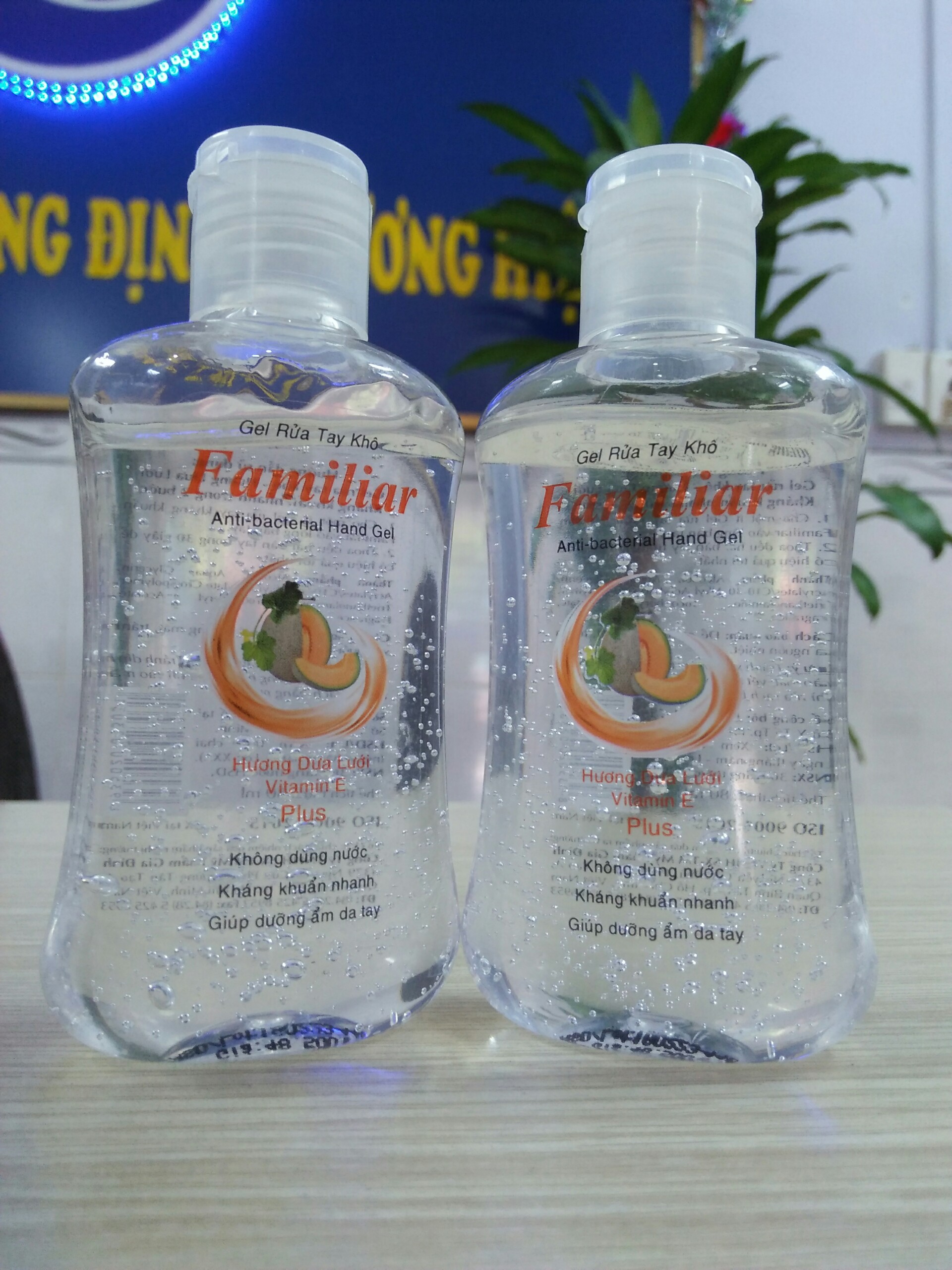 Combo 2 Gel rửa tay khô Familiar 80ml
