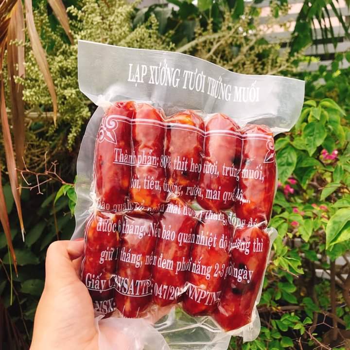 [Bán lẻ giá sỉ] 1 Kg Lạp Xưởng Trứng Muối Loại 1 Ngon - 2 Túi 500gr. Cam kết sản phẩm đúng như hình, chất lượng đảm bảo vệ sinh an toàn thực phẩm