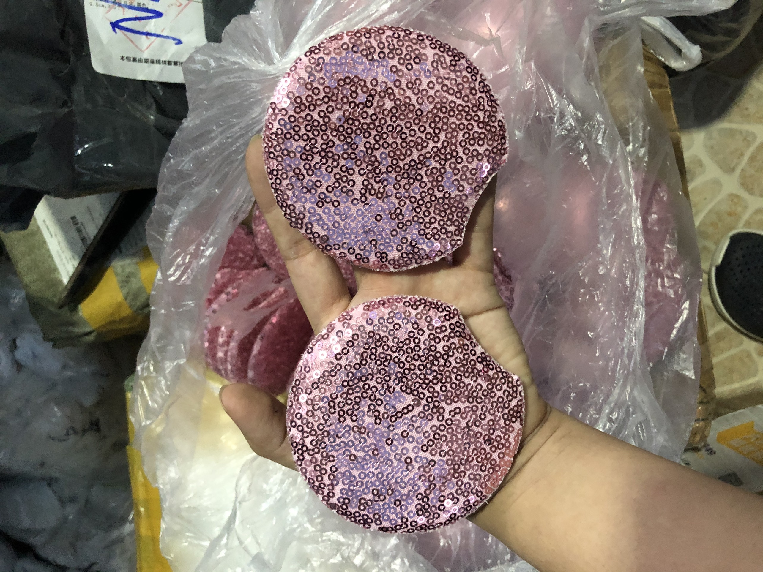 Tai Kim Sa Mickey trang trí (20k/cặp)