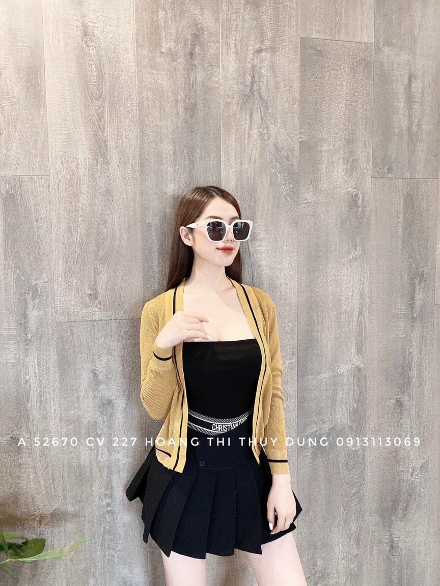 Aó khoac len nhẹ nhan phôi viên mau xinh xăn