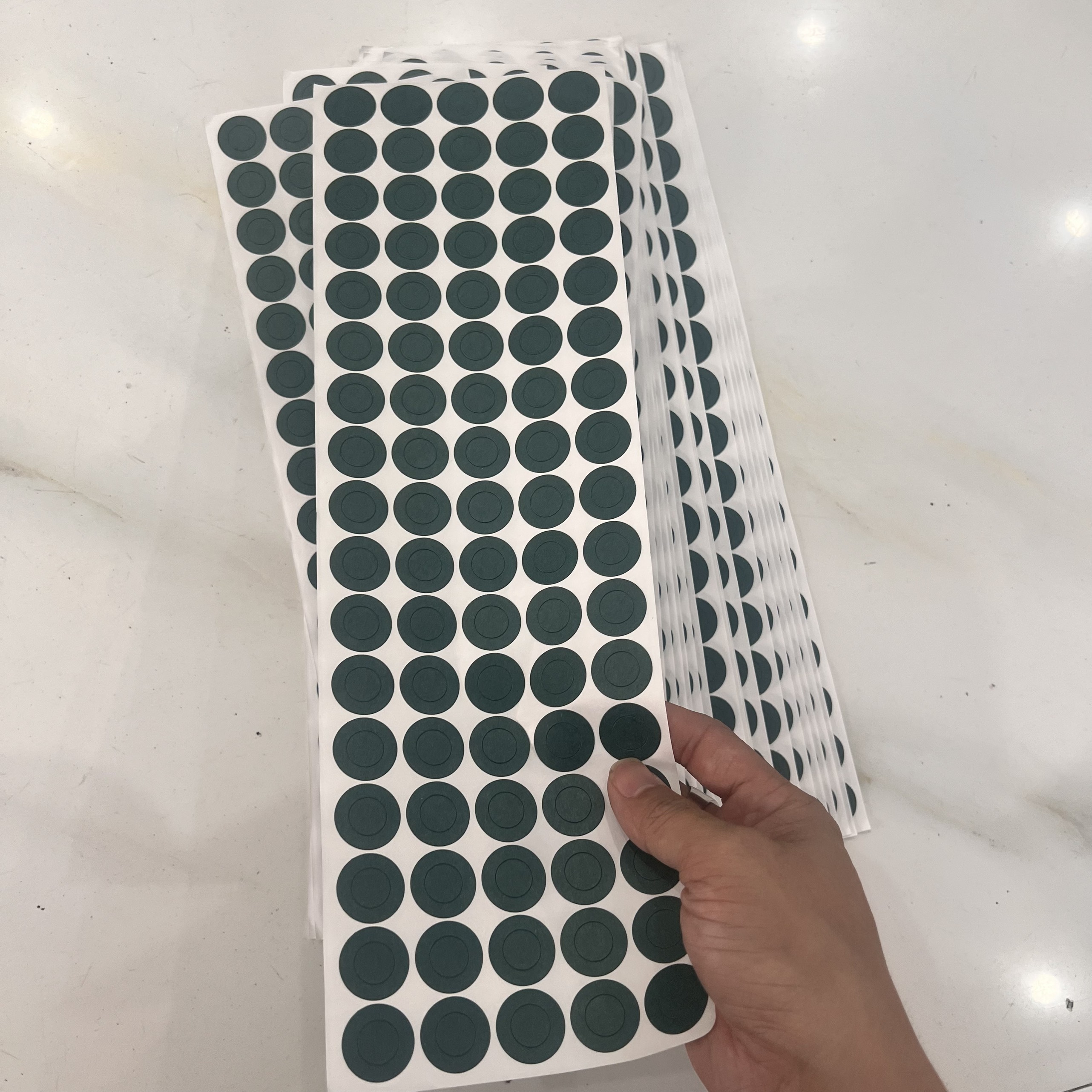 Giấy dán cực dương pin 21700 tờ lớn 85 đầu