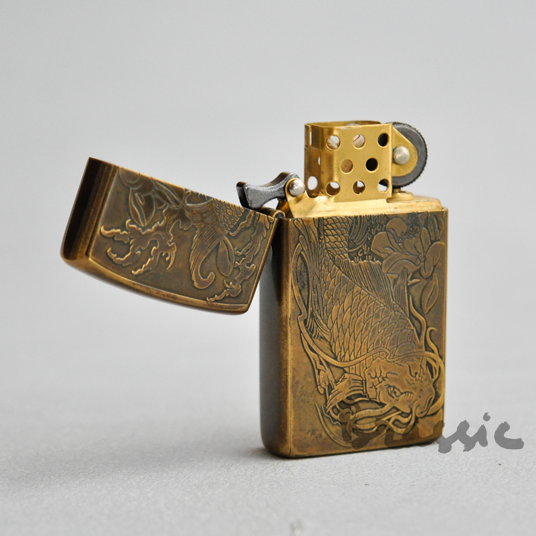 Bật lửa Đồng thau Zorro antique brass khắc cá chép BL909170169 - Hàng sưu tầm cực độc
