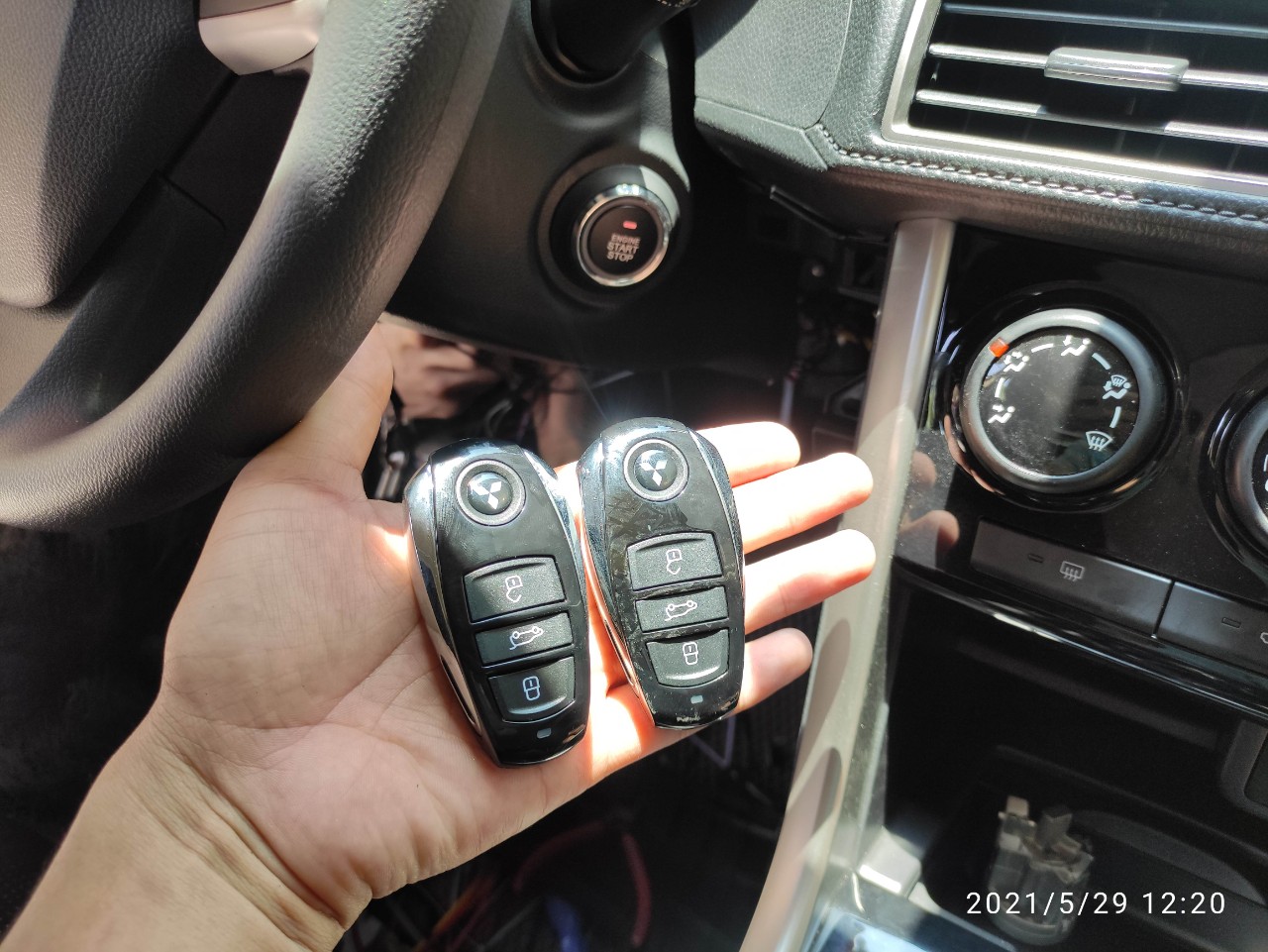 Bộ đề nổ thông minh start stop - smart key theo xe Xpander-Attrage có kỹ thuật hướng dẫn lắp đặt bằng video