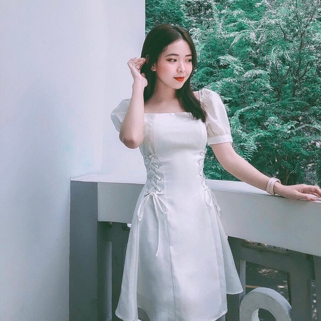 Đầm cổ vuông, đan dây eo ms96