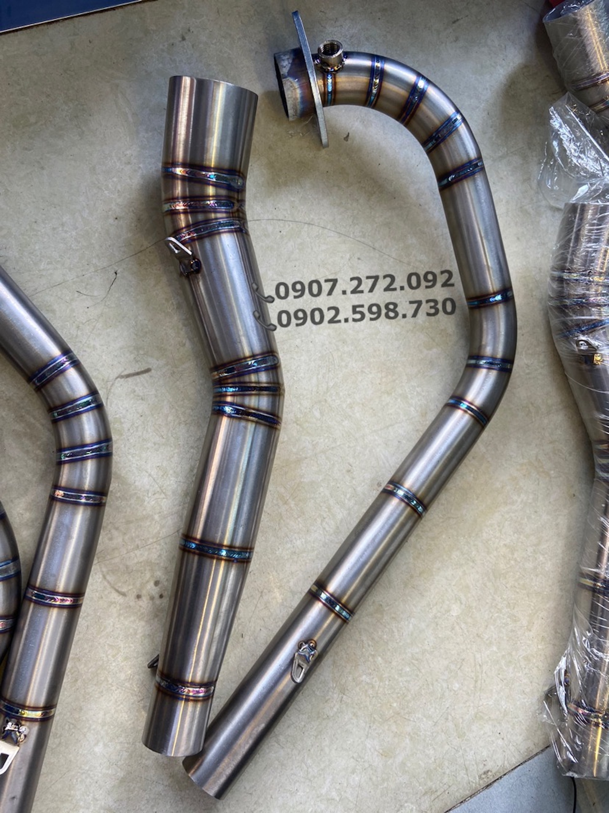 [HCM]Cổ pô tăng titan xịn 2 khúc gắn lon 32mm X 51mm cho winner/sonic/exciter/raider/satria