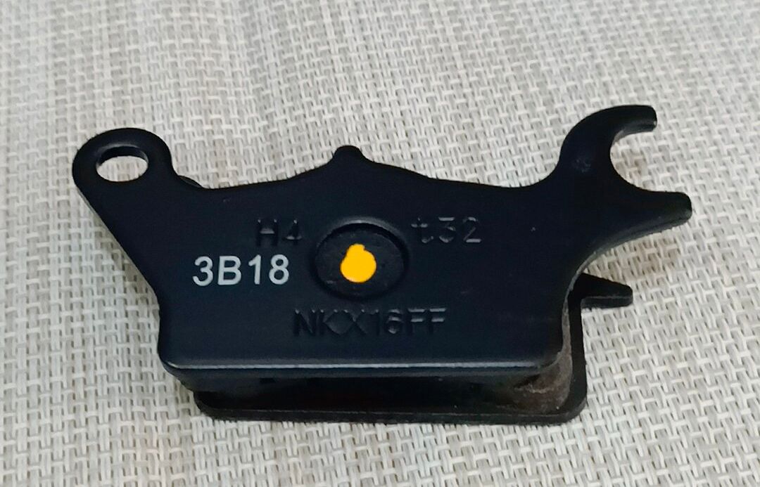 Má phanh 3b18 dành cho xe airblade fi, vision, lead 125, click 125, vario đời cũ.